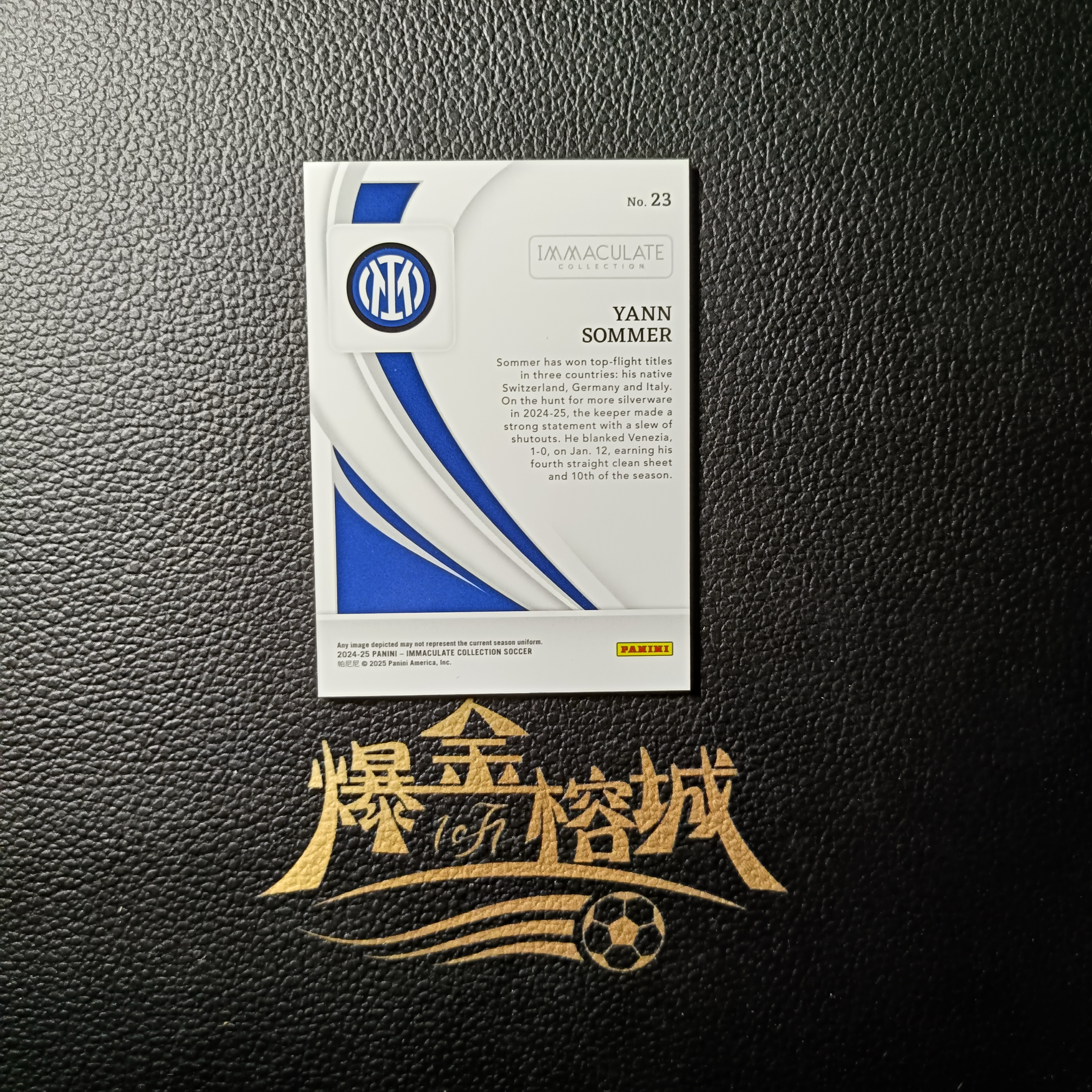 2024-25 【 爆金榕城 】 Panini Immaculate Yann Sommer 爱咪咪 扬 索默 瑞士 门兴 拜仁 国米 国际米兰 1/19编 首编 同背 卡品如图 微瑕 暴雨天