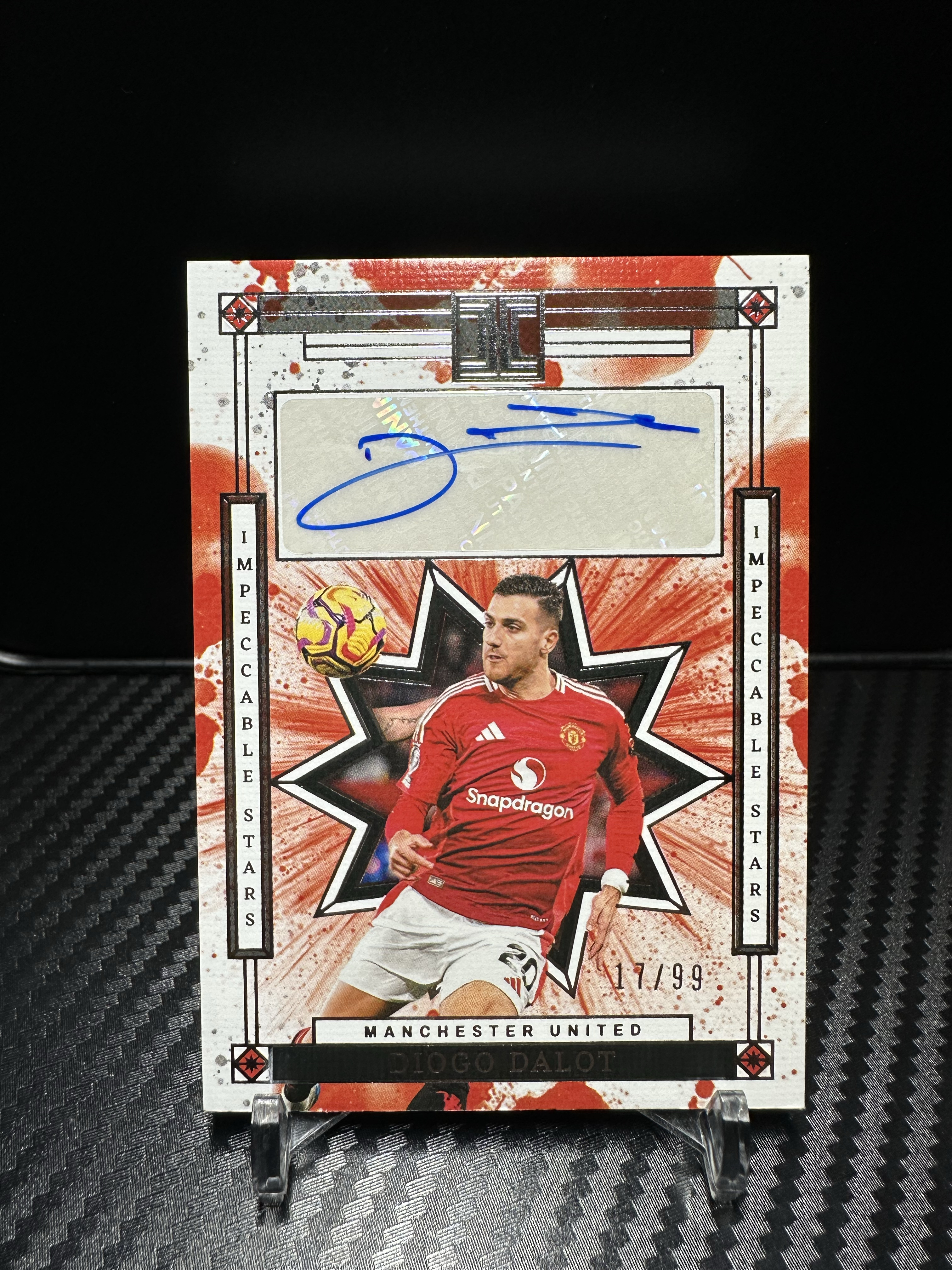 2025 Panini Impeccable Diogo Dalot 达洛特17/99编 签字 星星签 完美签 英超红魔曼联主力核心 小真金高端系列 墨迹清晰卡品如图 葡萄牙C罗B费队友收藏