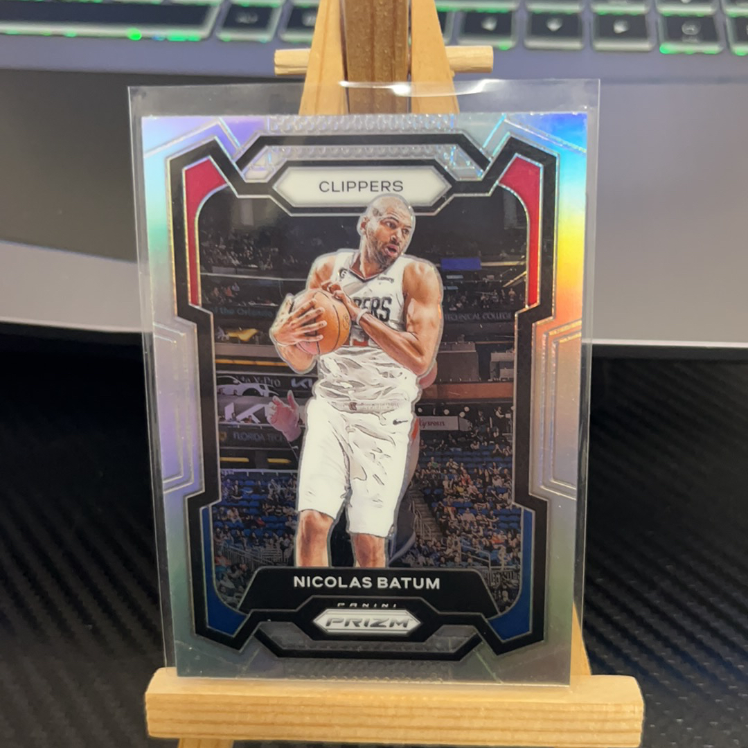 2023-24 Panini Prizm Nicolas Batum 尼古拉斯 巴通姆 快船 银折 折射 prizm系列 pz 卡品如图 凑图必备 值得收藏!免费代卖!