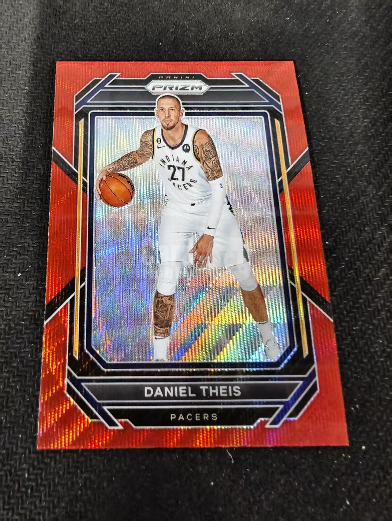 2022-23 Panini Prizm Daniel Theis 丹尼尔 泰斯 步行者 红波纹 PZ 划痕 边角瑕疵 #106