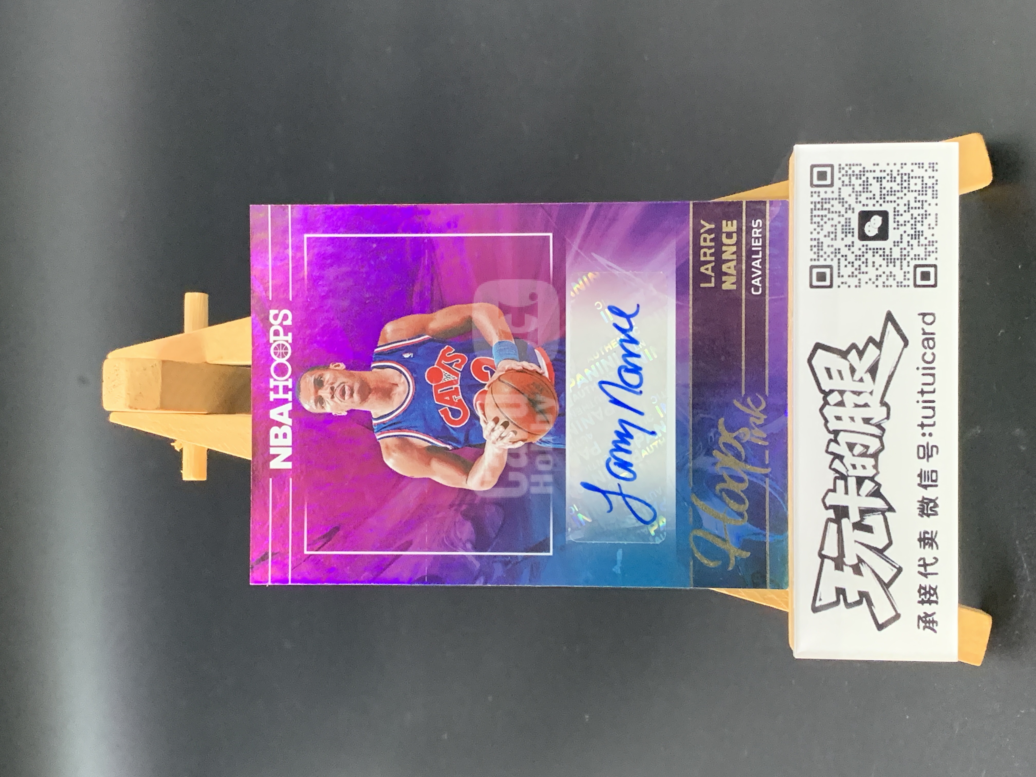 2024-25 Panini Hoops Larry Nance 【玩卡的腿】拉里 南斯 签字 INK签 折射 骑士名宿 扣篮王 收藏专收必备 卡品如图【大方胖胖】