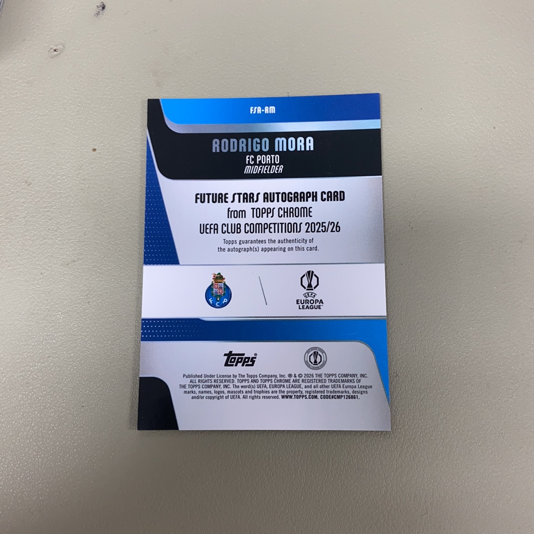 【小牛代拍】2026 Topps Chrome Rodrigo Mora 欧冠 TC 波尔图 罗德里戈 莫拉 葡萄牙 首张 折射 未来之星 签字 粉折 249/250编 卡品如图(一哥)