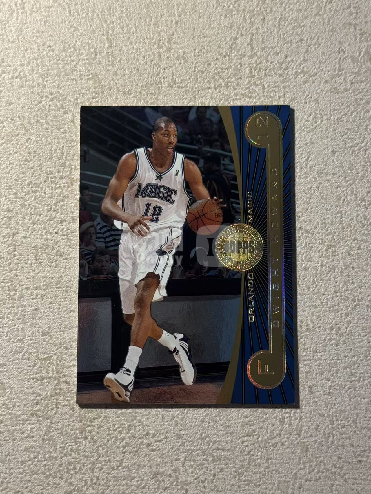 2005-06 Topps First Row Dwight Howard 魔术 德怀特 霍华德 魔兽 74/325编 折射 稀有带编老卡 经典选图 收藏必备