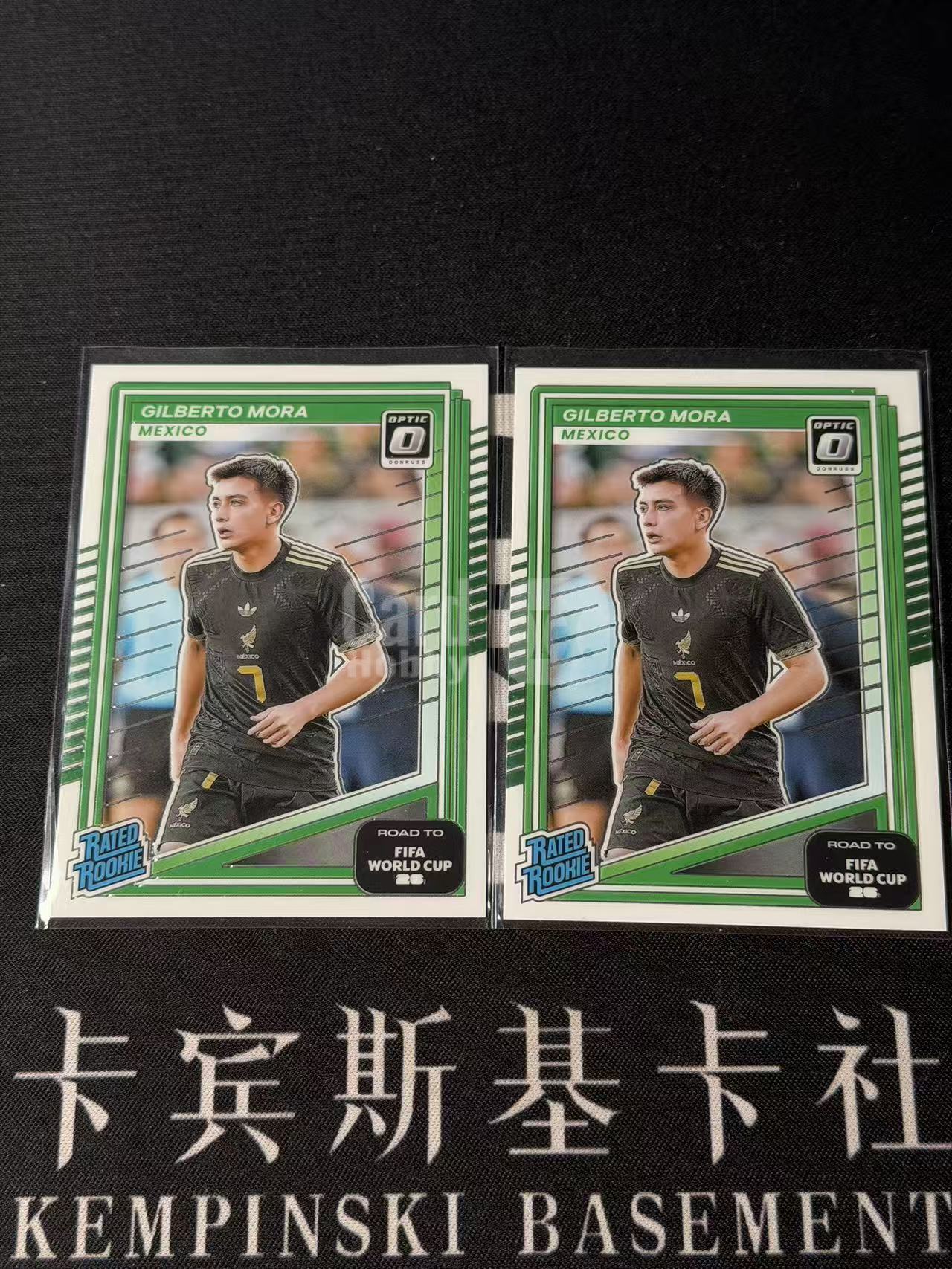 2025-26 Panini Donruss Gilberto Mora RC 【卡宾】吉尔贝托 莫拉 墨西哥 超级新星 最新世界杯之路杜蕾斯 O版BASE 2张LOT 包膜无夹 介意勿拍 晚成