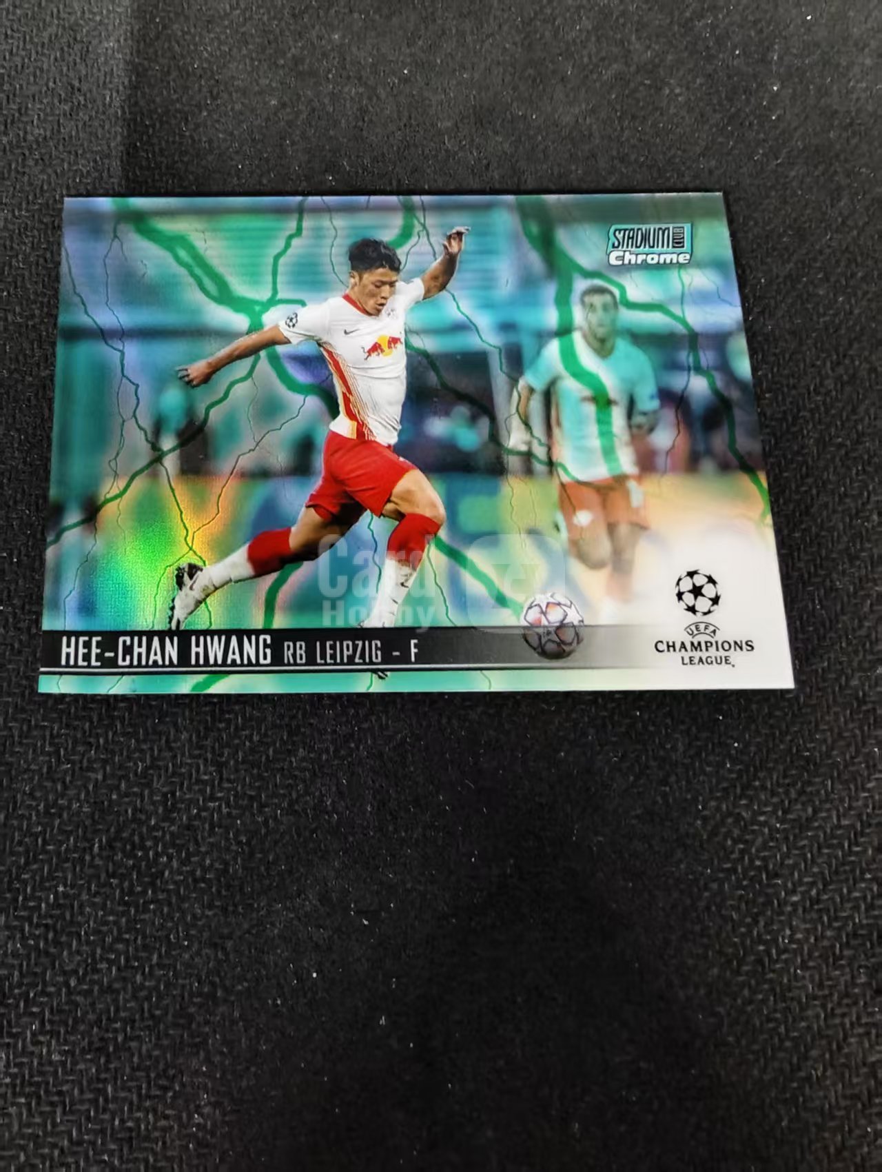 2021 Topps Stadium Club Chrome Hwang Hee Chan 黄喜灿 黄熙灿 竞技场 欧冠 绿闪电折 150编 瑕疵如图