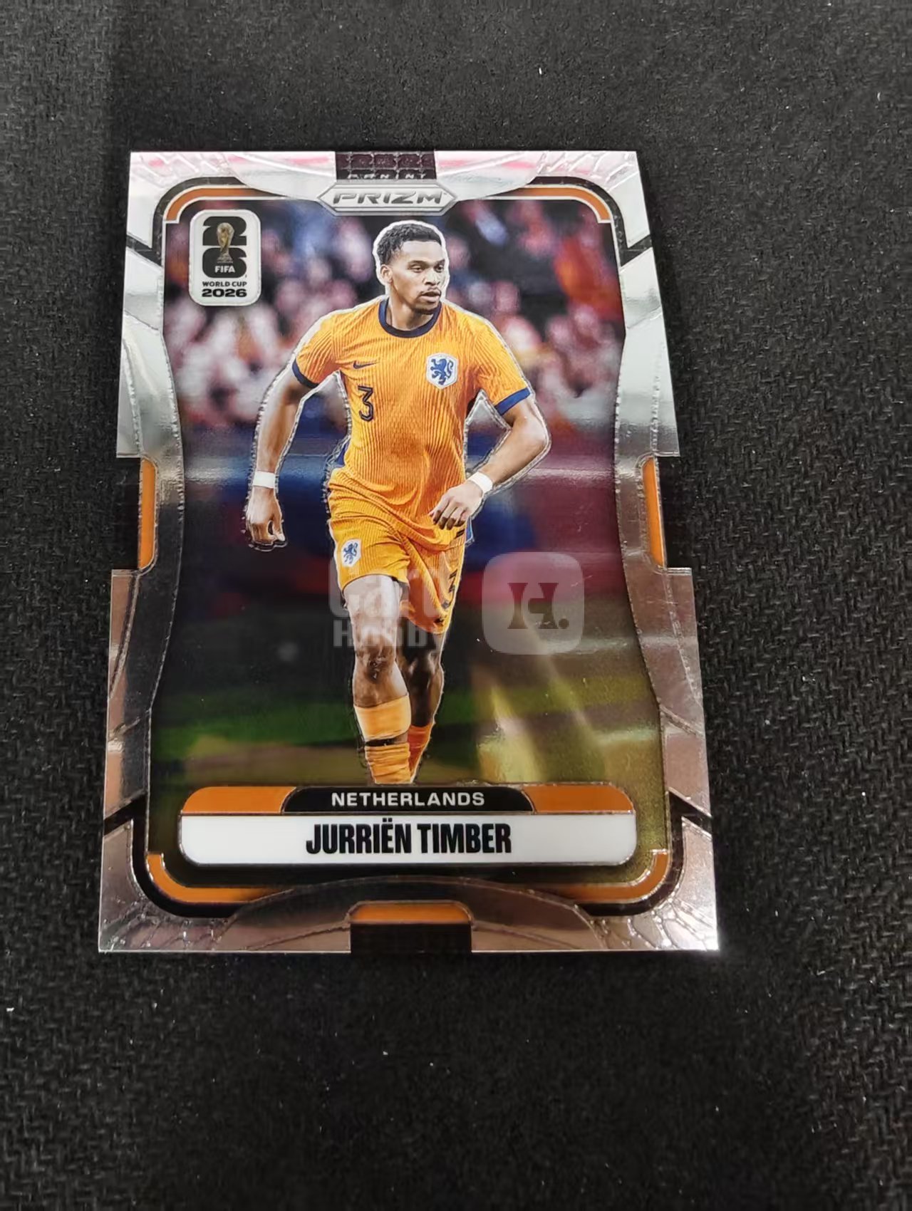 2026 Panini World Cup Prizm 荷兰 Jurrien Timber 廷贝尔 PZ世界杯 划痕 边角瑕疵#309