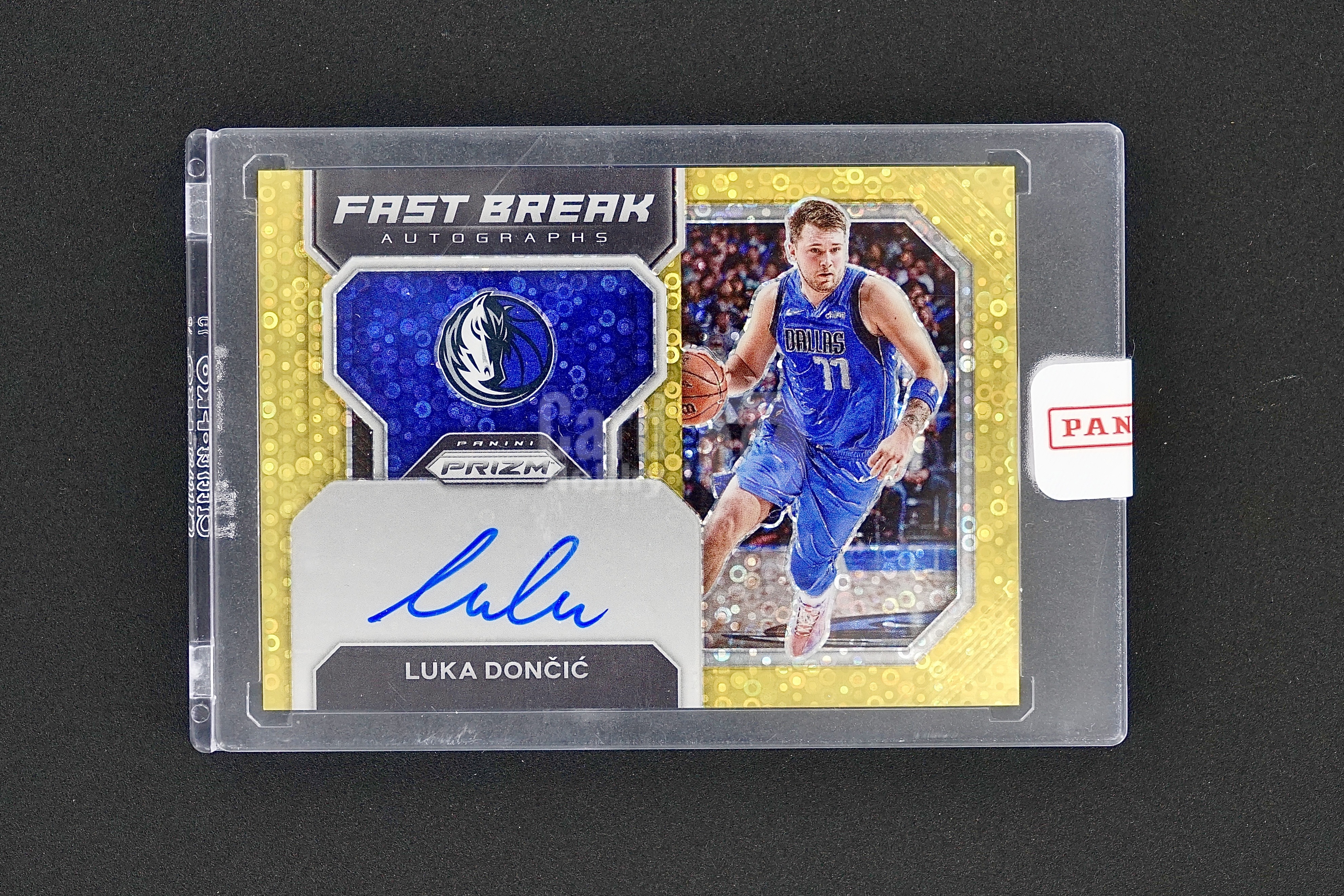2022-23 Panini Prizm Luka Doncic PZ快攻 卢卡 东契奇 03/10编 签字 卡签 金泡泡折 独行侠 湖人 交换板换回 原封砖 投资专收必备 詹姆斯 里夫斯队友