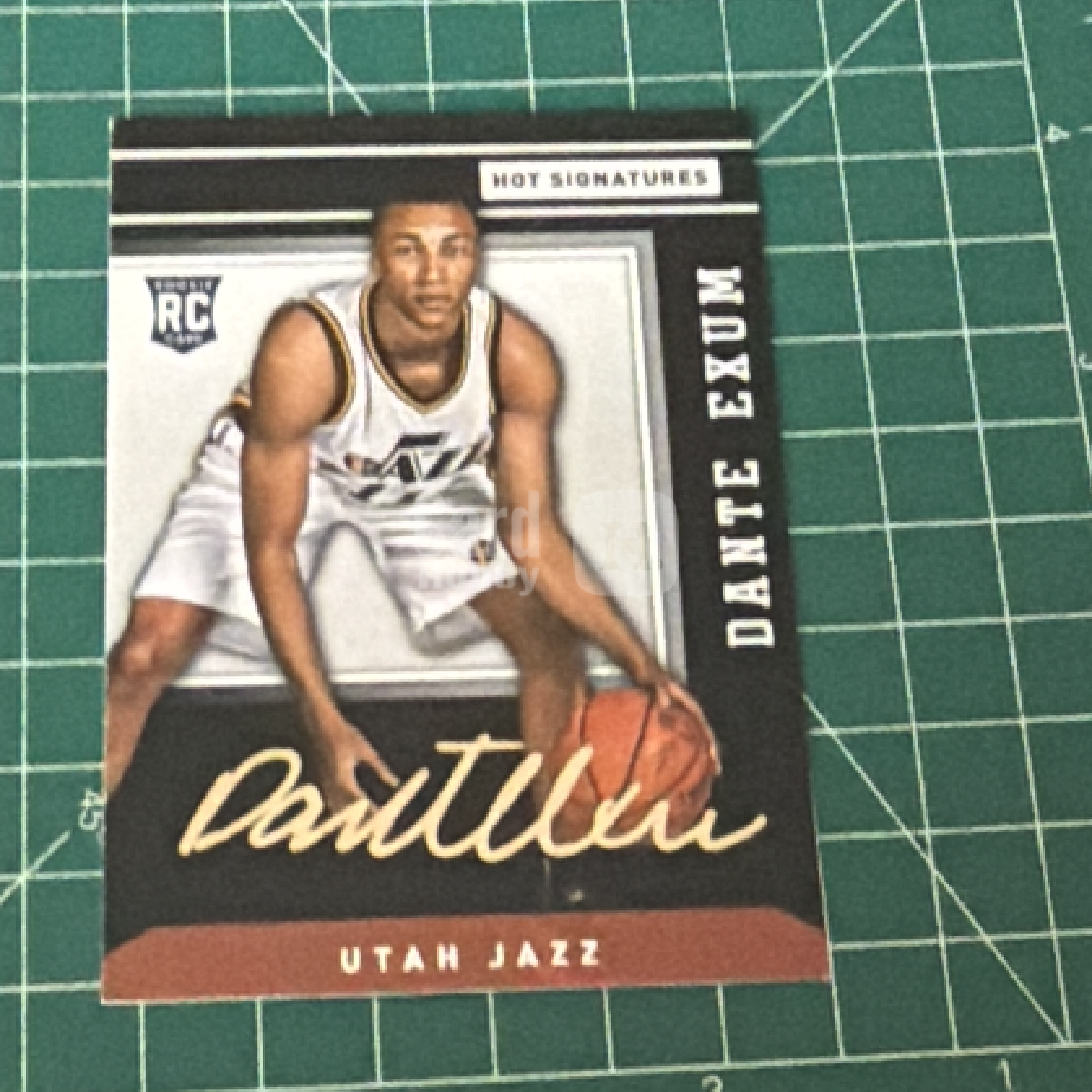 2014-15 Panini S.p.A Dante Exum 中雅图/中亚图 丹特 埃克萨姆 RC 埃萨姆 新秀年 新秀卡 金签卡 签名 签字 金色印签 特卡 老卡 绝版卡 稀有大比例