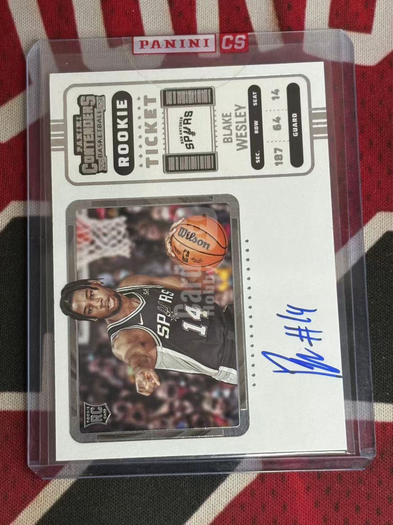 2022-23 PANINI CONTENDERS BLAKE WESLEY 球票系列 马刺 新秀RC 布莱克韦斯利 签字卡 卡签 变化版新秀球票签字卡 原封夹【烂臭嘴拍卖】