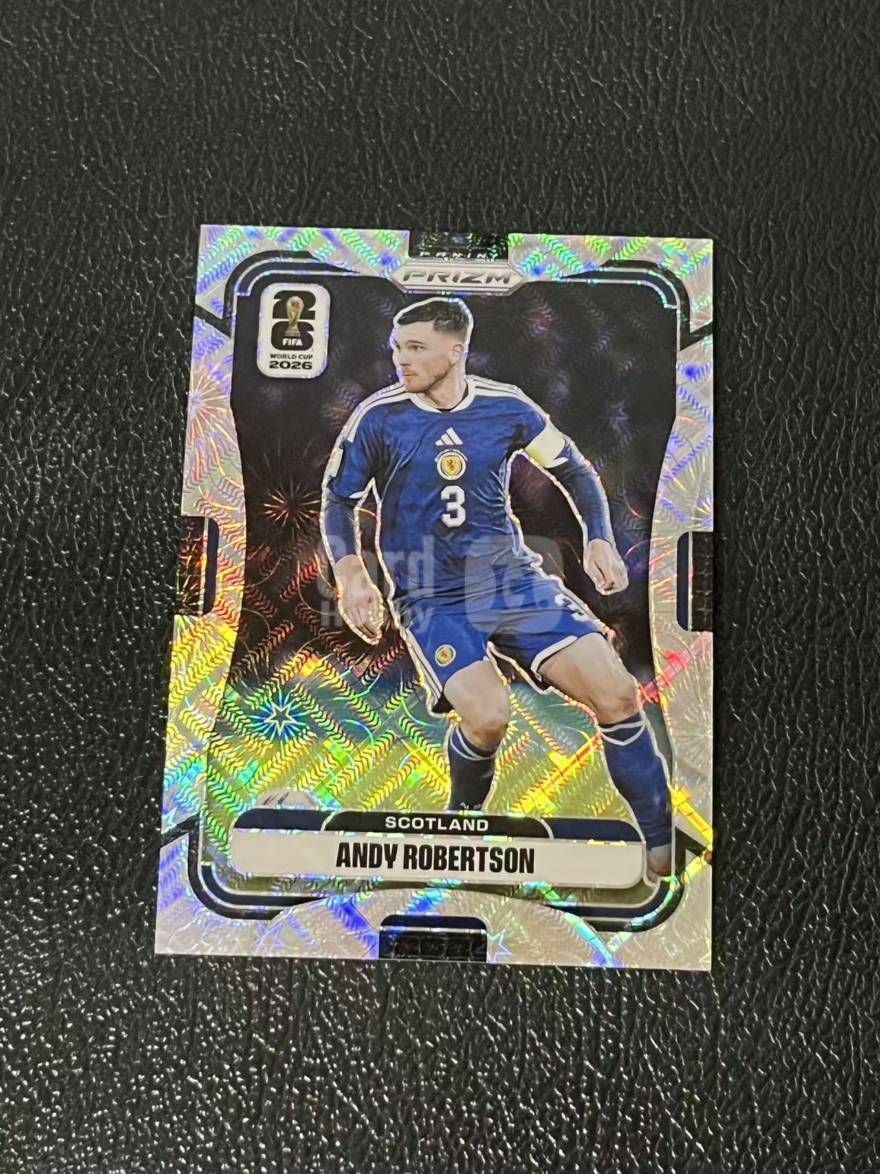 2026 Panini Prizm Fifa World Cup andy robertson 安迪 罗伯逊 利物浦 烟花折 苏格兰 世界杯 银折 实卡精美 卡品如图 LZ8