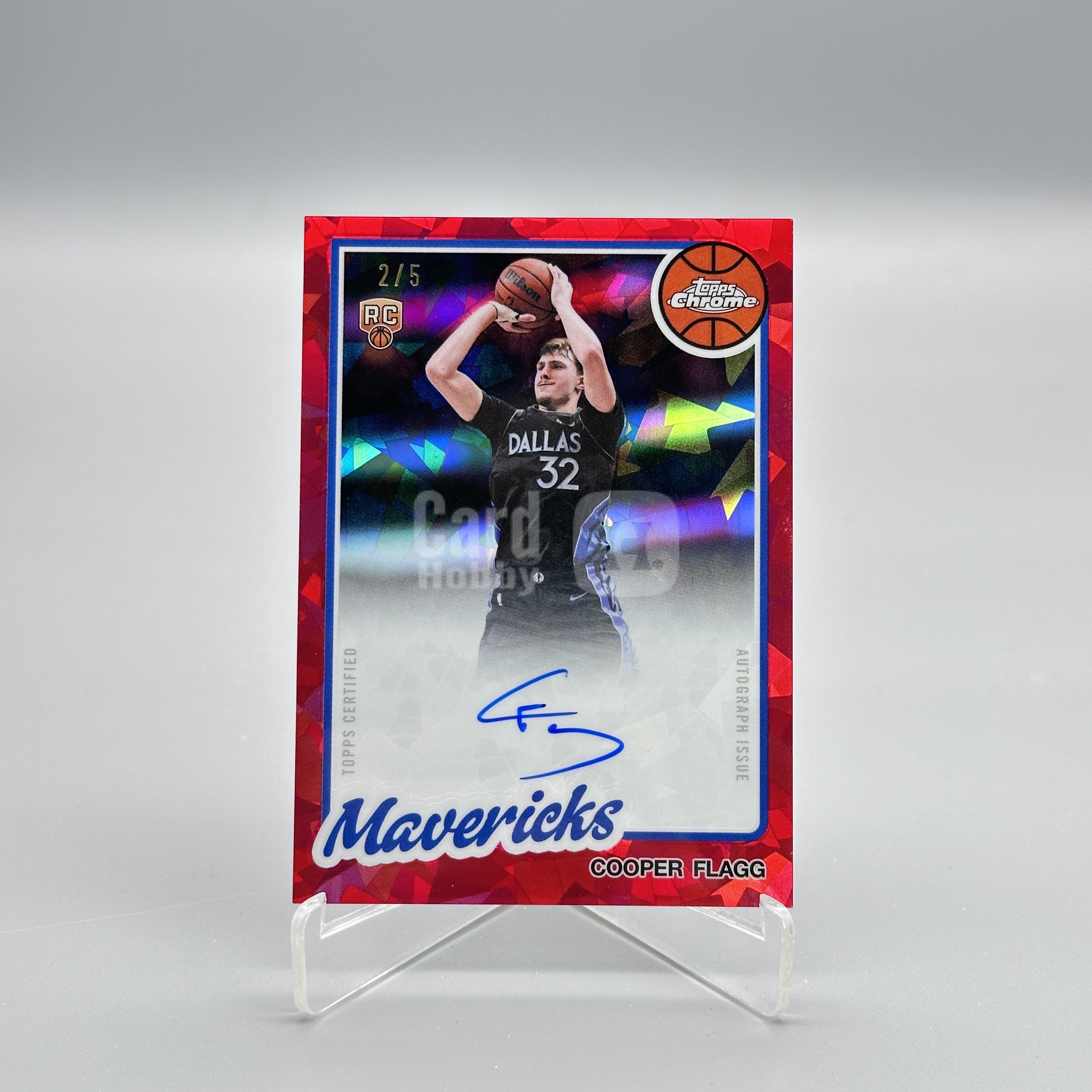 【UD代卖最高预付80%-黑白】2025-26 Topps Chrome Update Sapphire 篮球TCU蓝宝石 Cooper Flagg RC 库珀 弗拉格 新秀 独行侠 复古签 卡签 签字签名 2/5编 超低编 红碎冰折 微瑕