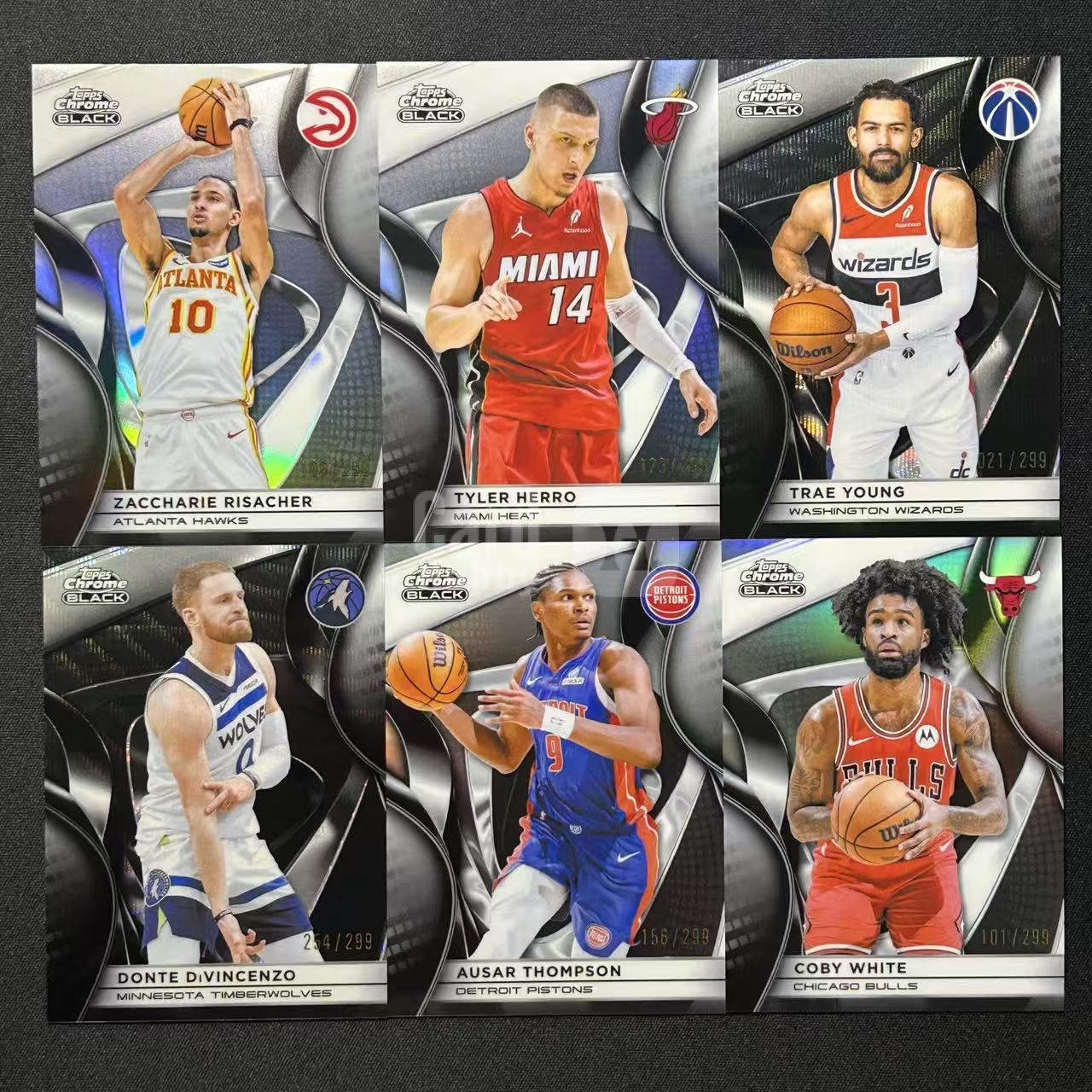 【阿泽代卖】2026 Topps Chrome Black TCB 科比怀特 奥萨尔汤普森 迪文琴佐 特雷杨 泰勒希罗 里萨谢 /299编 折射 银折 带编 6张lot 打包 细节如图-李哥