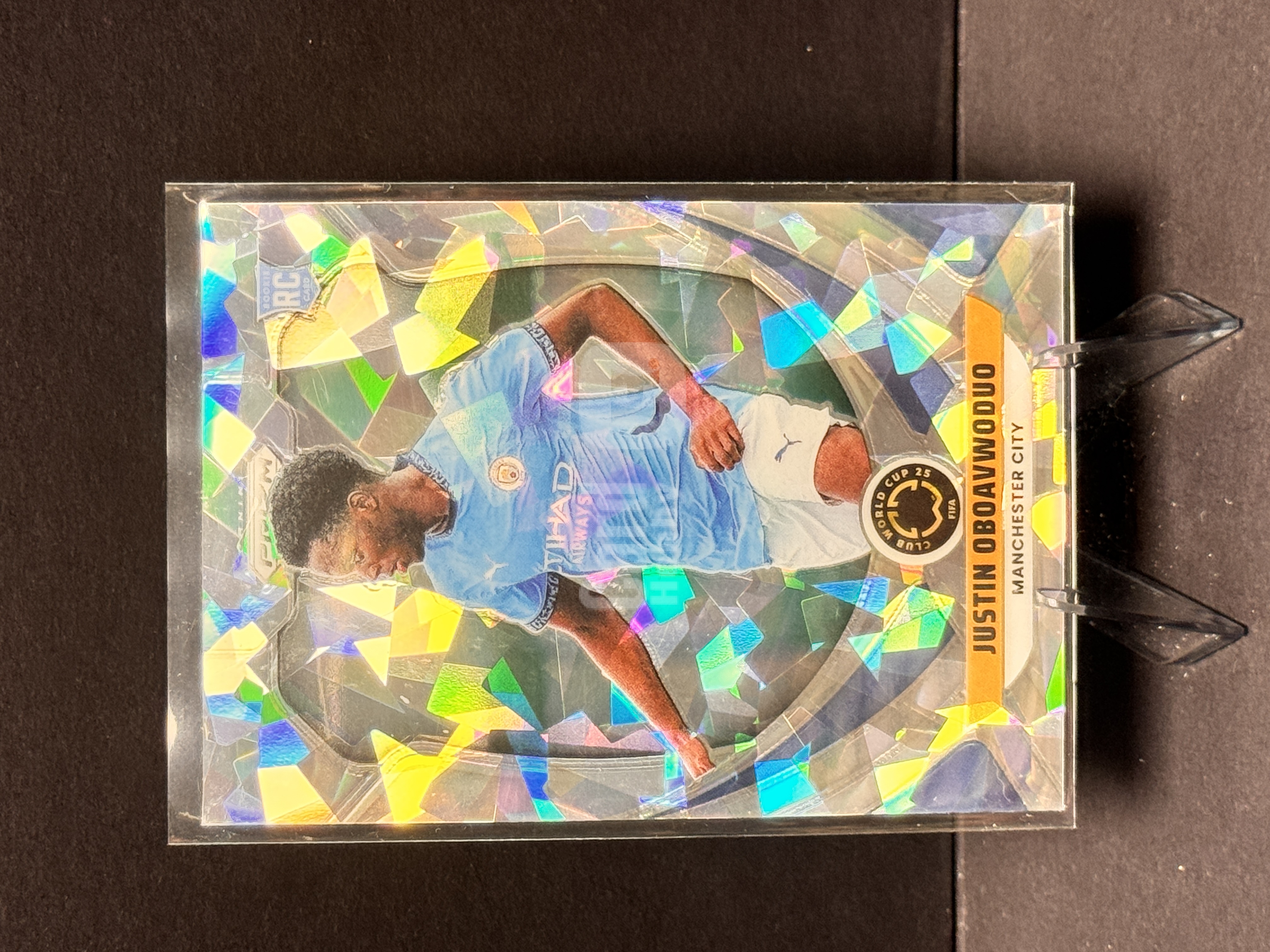 2025 Panini Prizm Justin Oboavwoduo RC 世俱杯PZ 曼城 贾斯丁 奥博阿夫沃多 新秀 银碎冰折 折射 收藏必备 卡面边角划痕瑕疵 卡品如图【代卖】AH3-3