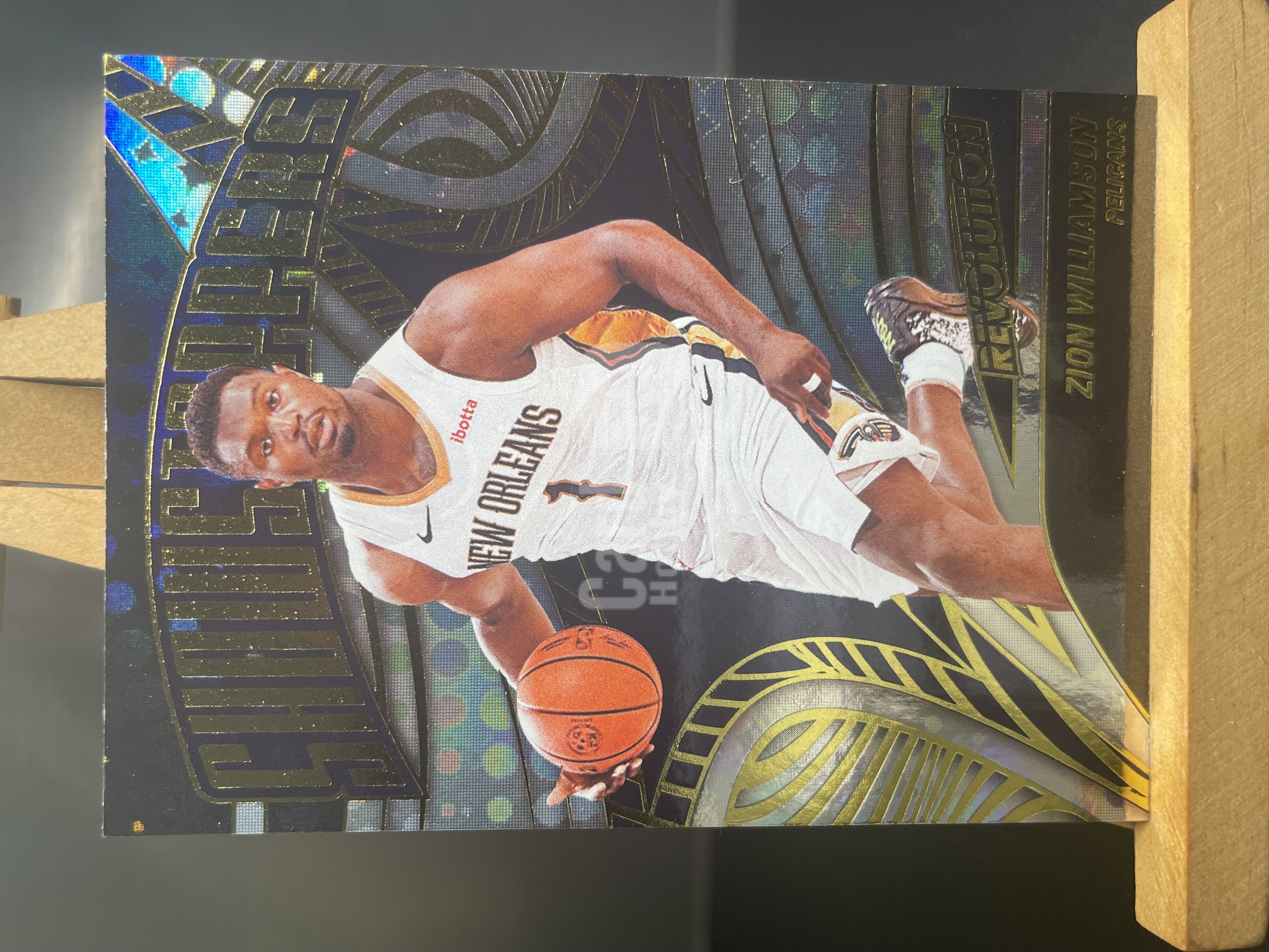 (B1) 2024-25 PANINI 革命系列 折射 胖虎 锡安 鹈鹕 近期大热球星 收藏凑套必备 卡品如图 !!!