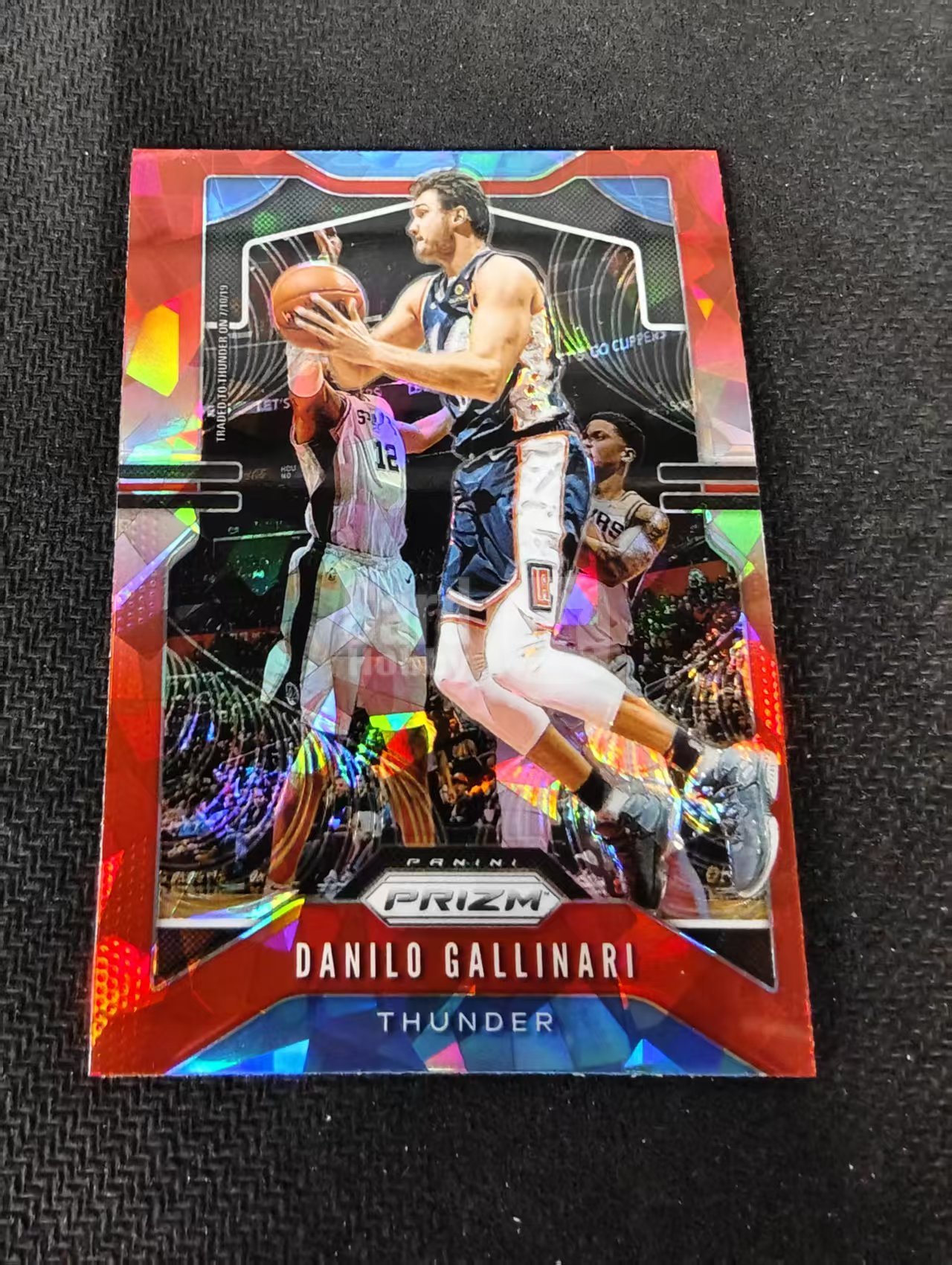 2019-20 Panini Prizm Danilo Gallinari PZ 加里纳利 雷霆 红碎冰 PZ 划痕 边角瑕疵 #123