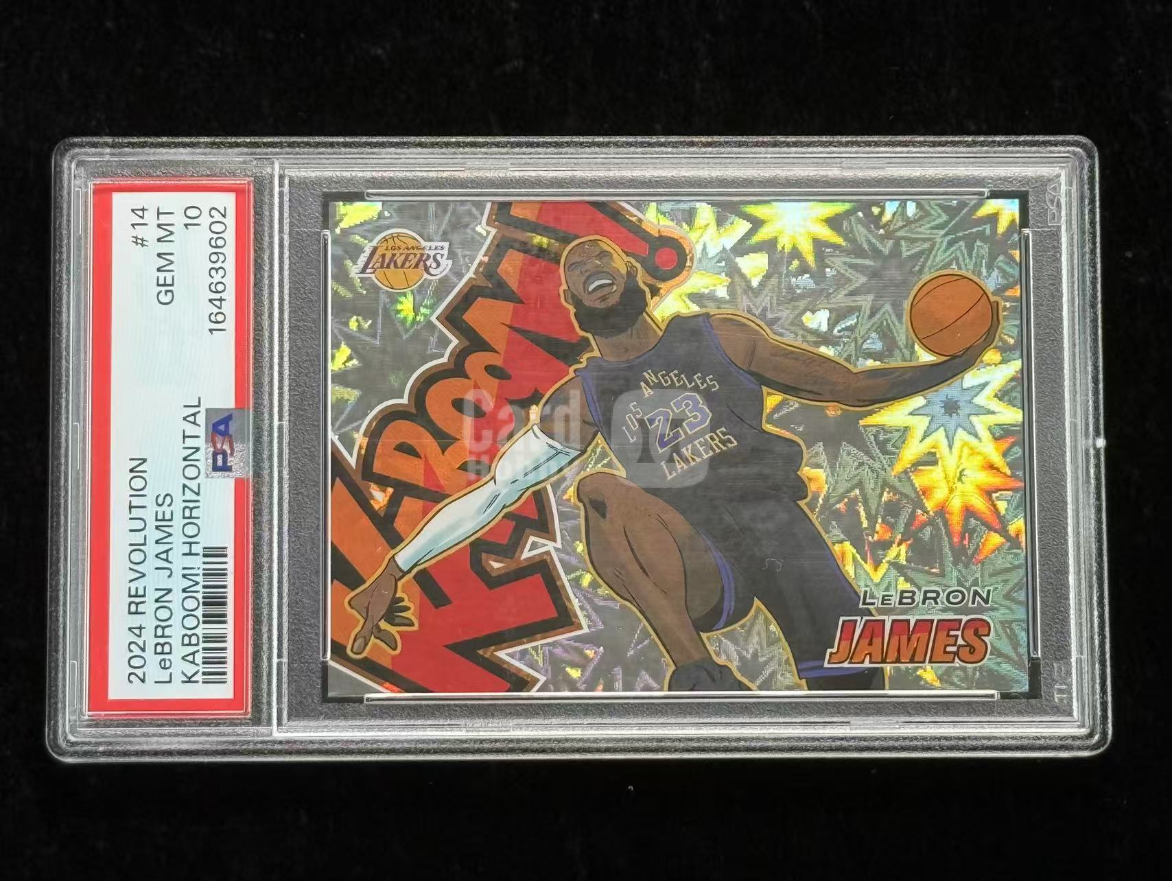 2024-25 Panini Revolution LeBron James 勒布朗詹姆斯 小皇帝 老詹 湖人 革命 漫画 KABOOM！ 爆炸特卡 大比例 ssp PSA10分 #KL# 3309