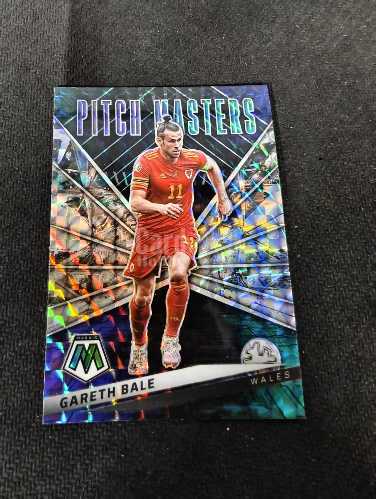 2021-22 Panini Mosaic Gareth Bale 贝尔 威尔士 马赛克折 世界杯 Pitch Masters 球场大师特卡 划痕 边角瑕疵#8