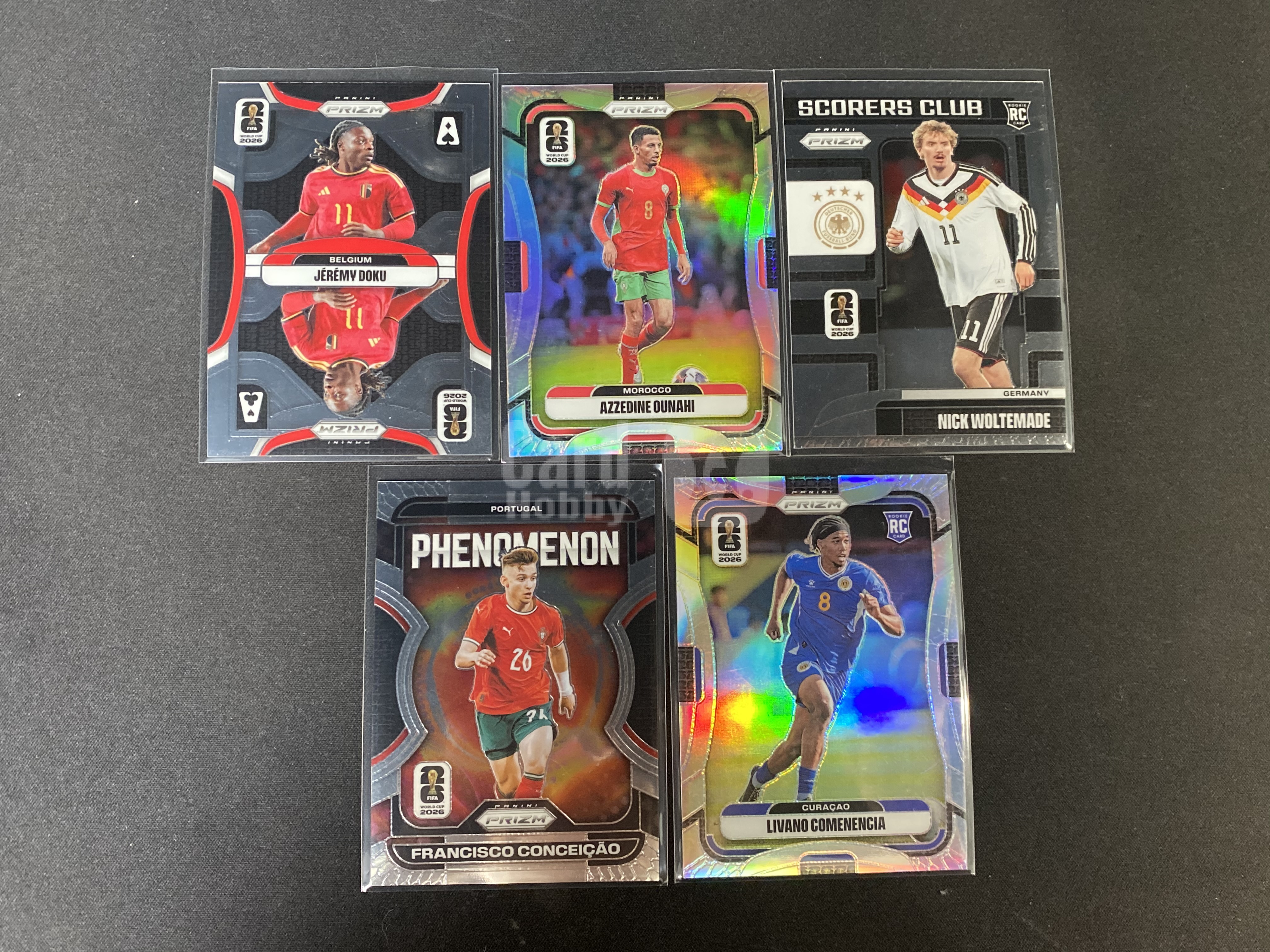 【小幻拍卖】2026 PANINI PRIZM 世界杯 国家队 多库 ‌阿兹丁欧纳希 沃尔特马德 等 base 特卡 折射 一图打包 不保卡品(98)-ZLZ-【A】