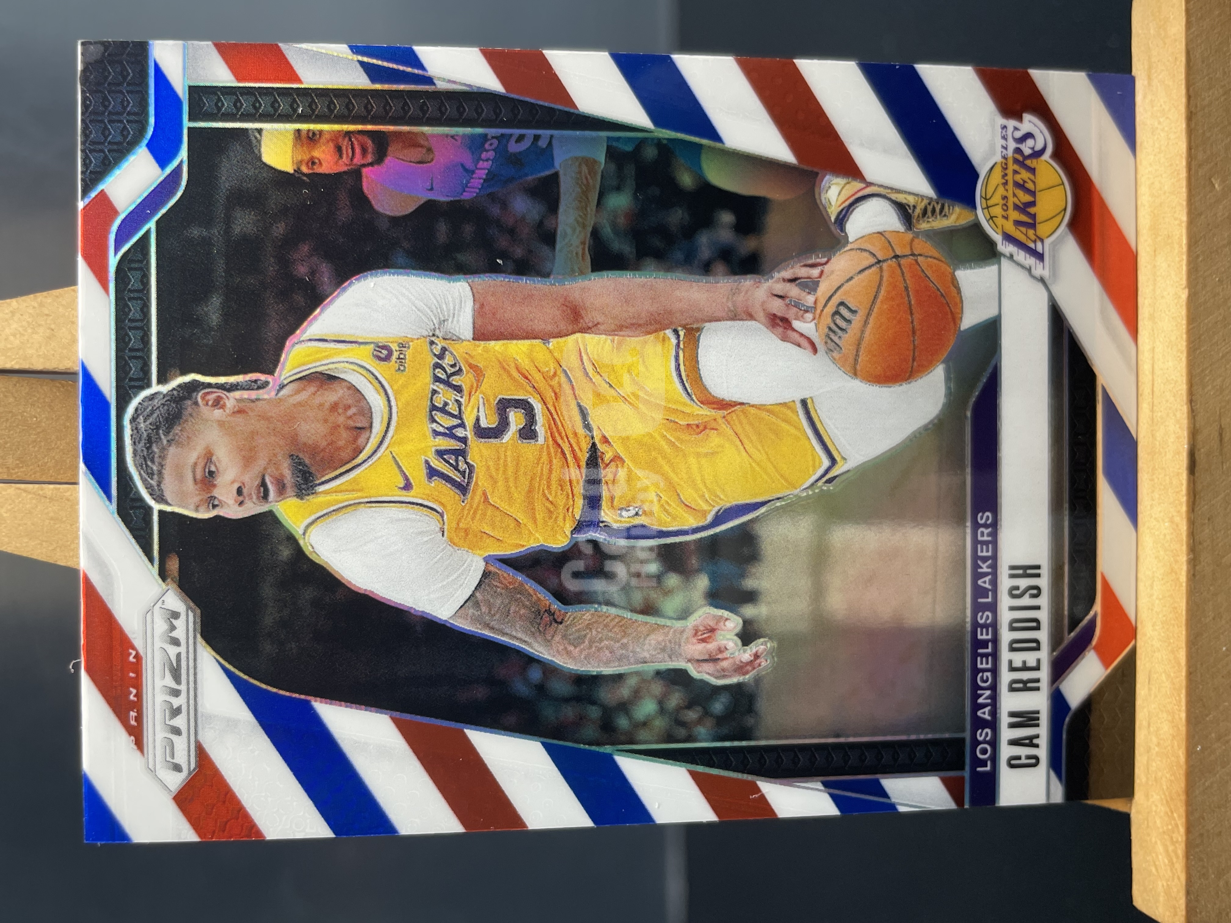 (B4) 2024-25 PANINI PRIZM 三色折 卡姆 雷迪什 湖人 近期大热球星 收藏凑套必备 暇图3!!!