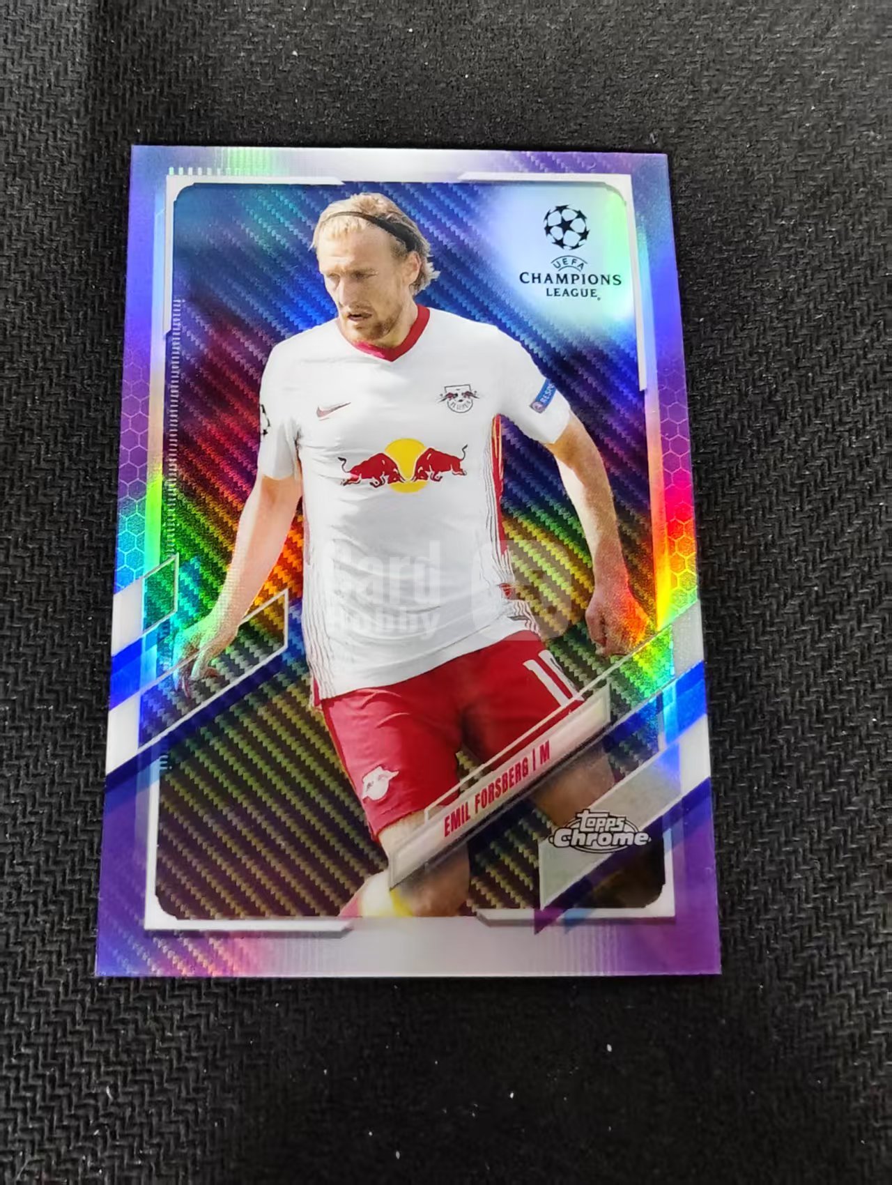 【可合并，不累计】2021 Topps Chrome Emil Forsberg 莱比锡红牛 埃米尔·福斯贝里 欧冠 紫折 划痕 边角瑕疵 #7