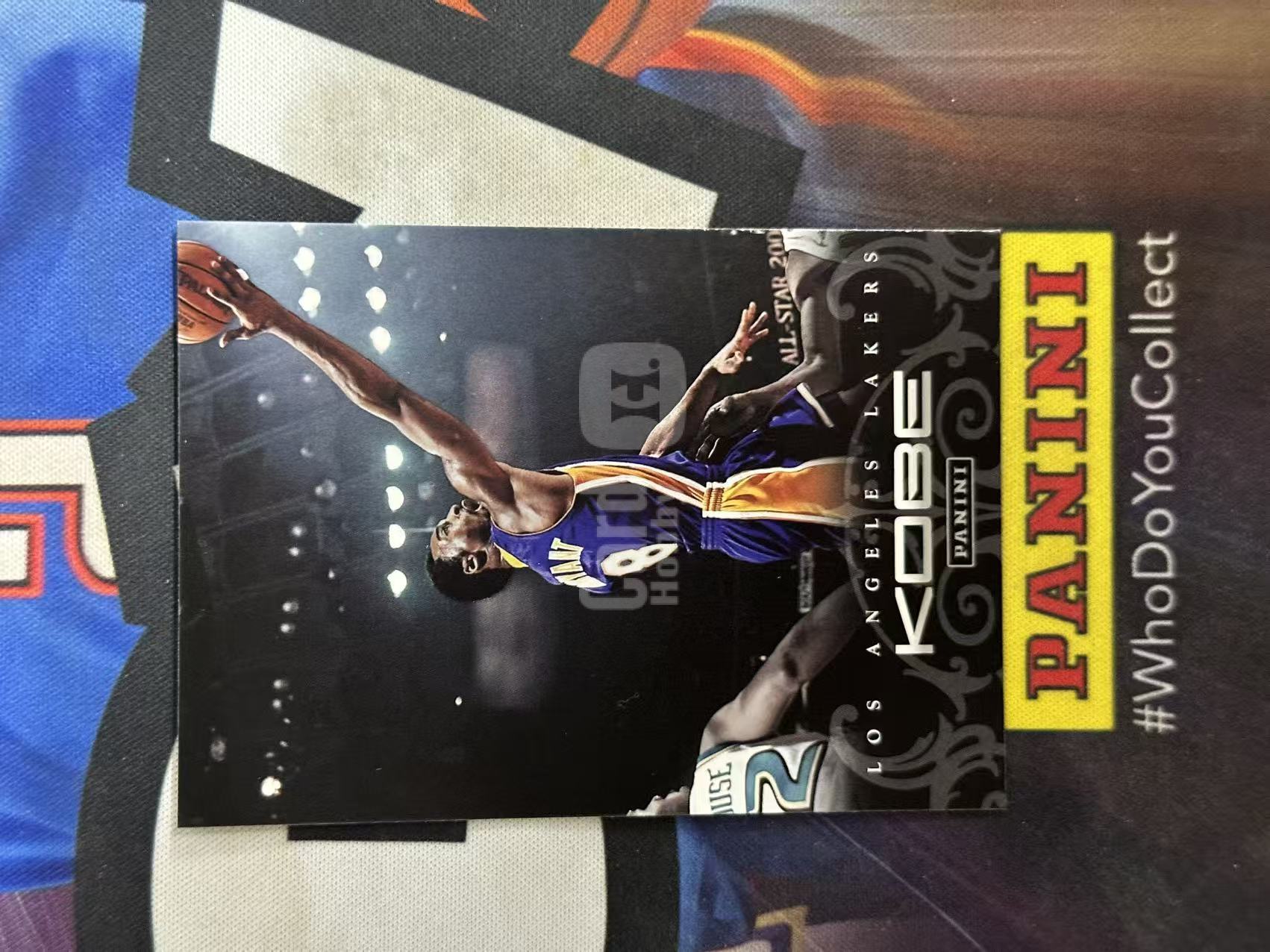 2012 Panini Kobe Bryant Kobe Bryant 【小猪包代卖】No.28 湖人 科比 布莱恩特 补偿包 黑白天使 base 特卡 戴总