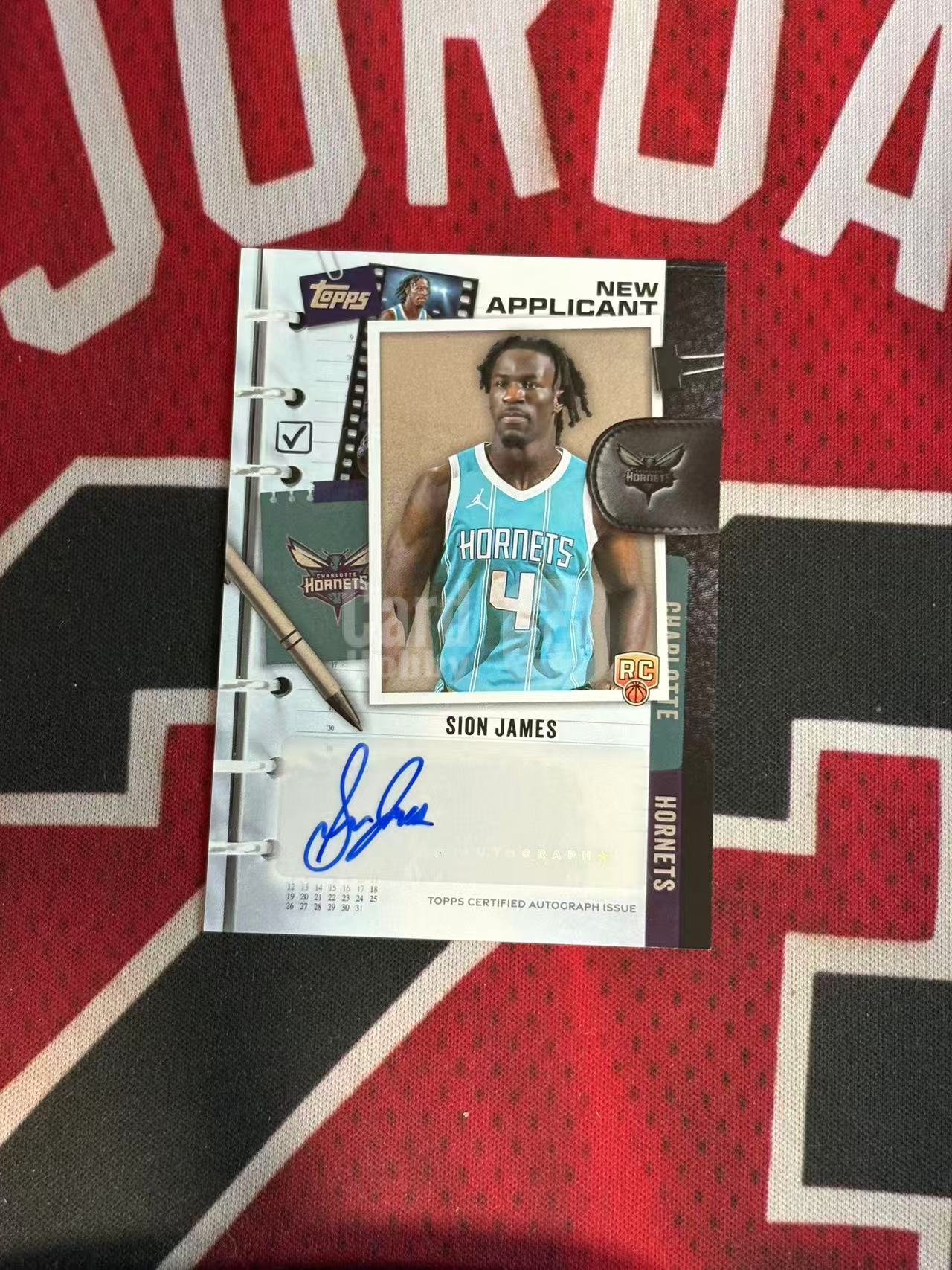 2025-26 TOPPS FLAGSHIP 旗舰系列 SION JAMES 黄蜂 新秀RC 希恩詹姆斯 西恩詹姆斯 签字卡 新秀签 专收凑套必备【烂臭嘴拍卖】
