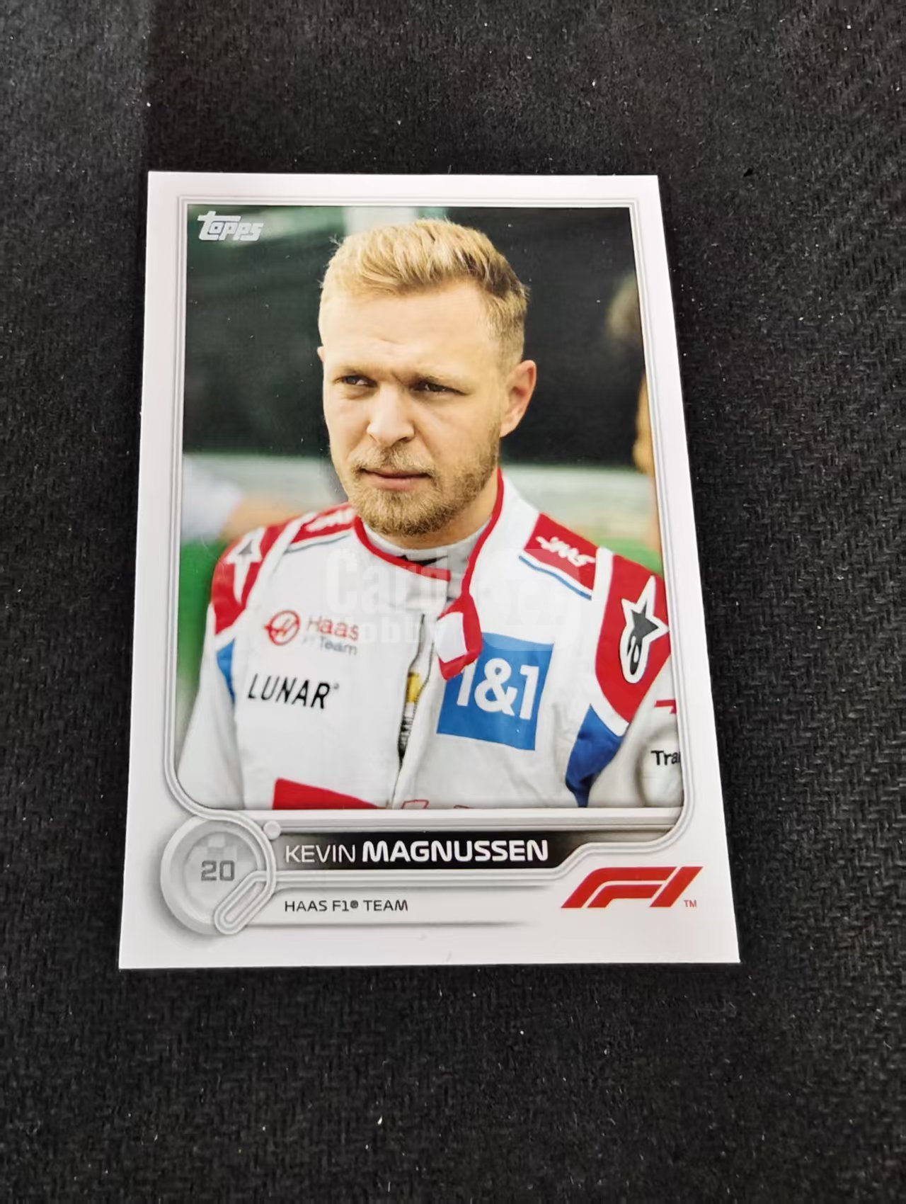 2022 Topps Chrome F1 Kevin Magnussen 凯文 马格努森 哈斯 划痕 边角瑕疵@75