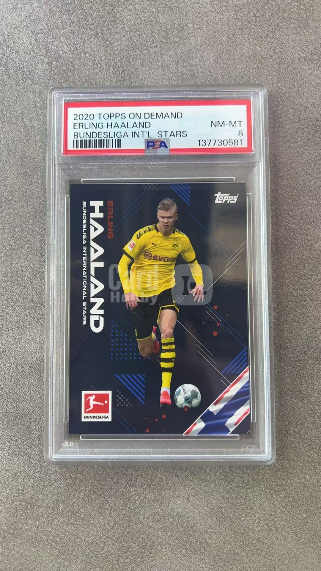 8698【330球星卡实体店代卖】2019-2020 Topps 德甲 小黑盒 Erling Haaland 埃尔林 哈兰德 多特 新秀RC PSA8 仅顺丰寄付(X1)