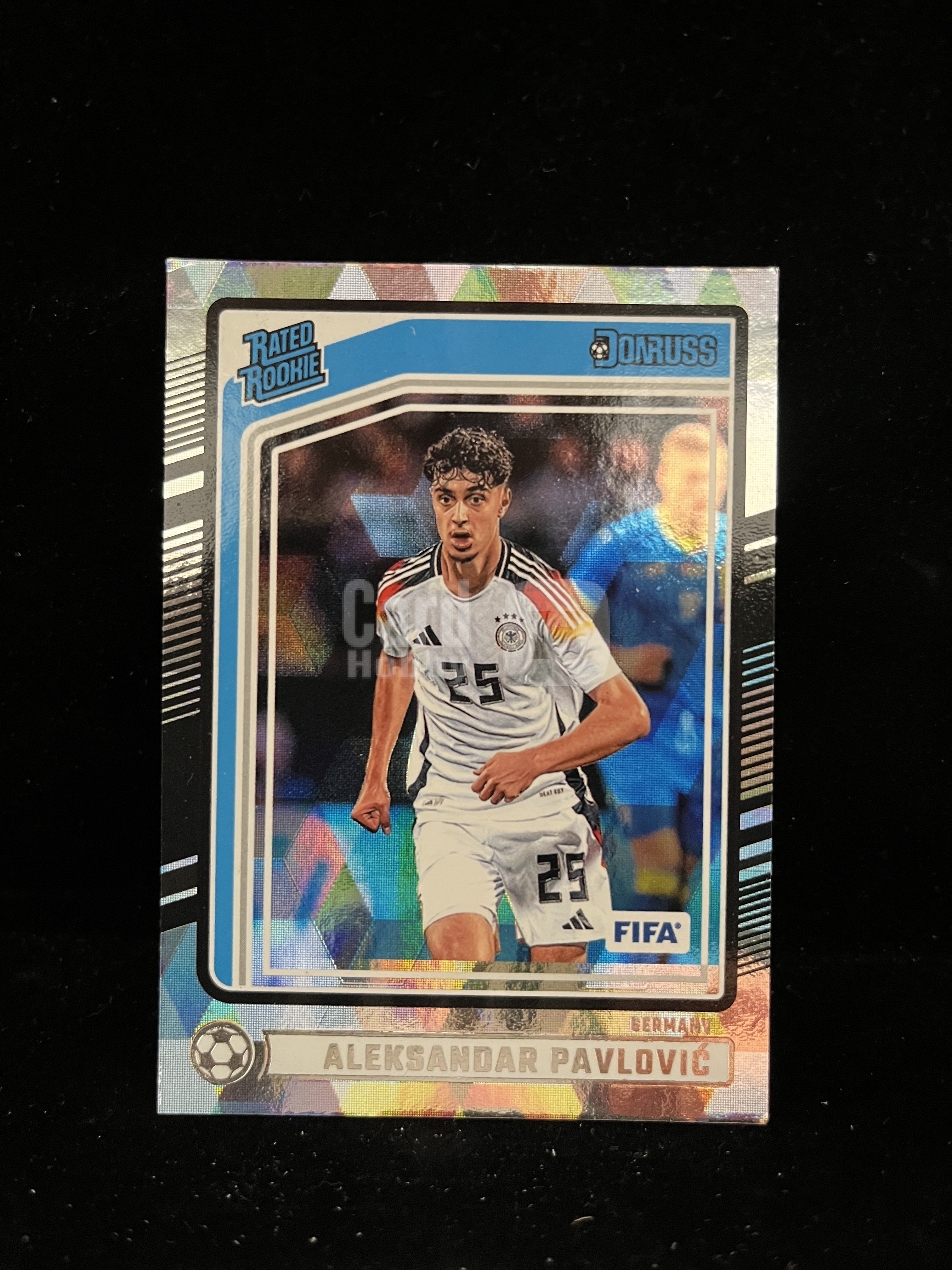 免费代拍 2024 Donruss FIFA 帕夫洛维奇 Aleksandar Pavlovic RC Cubic 卡品如图#E474