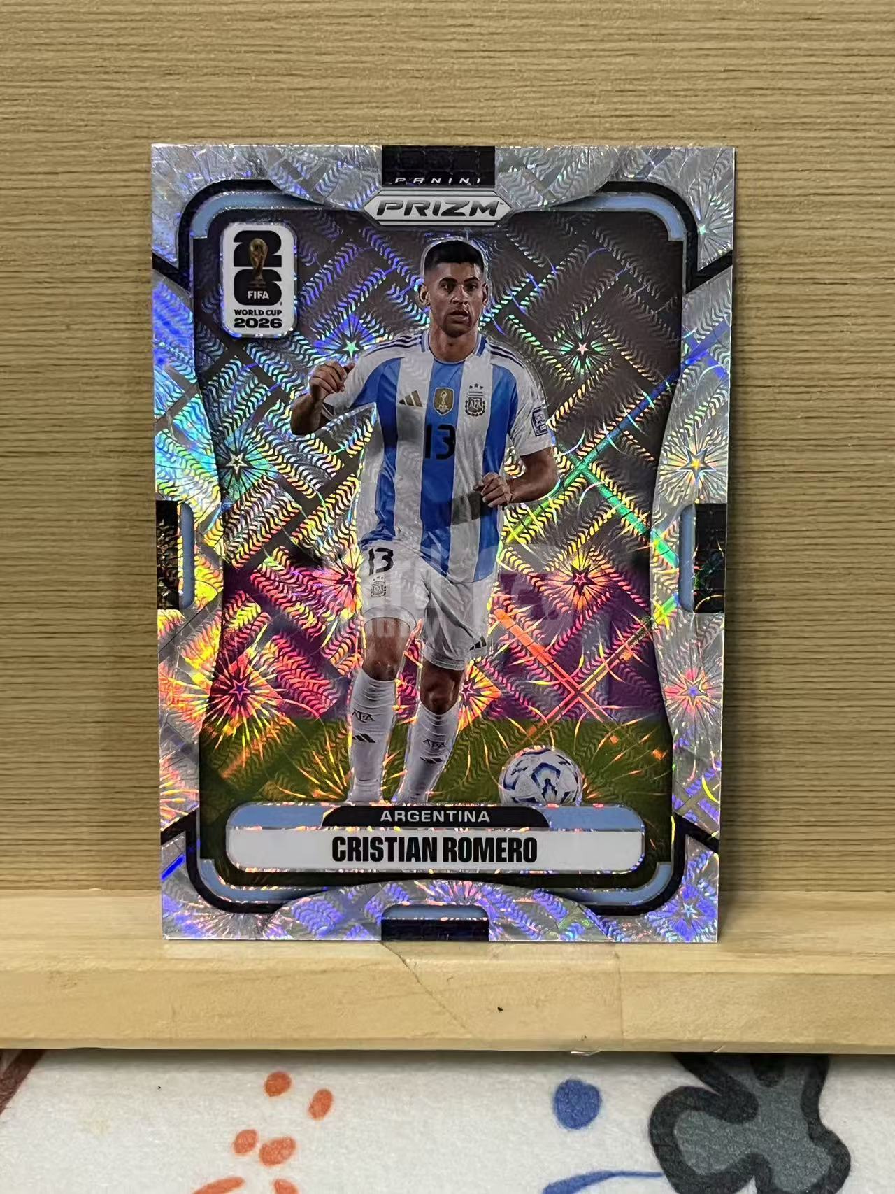 2026 Panini World Cup Prizm Cristian Romero 罗梅罗 阿根廷 烟花折 银折 世界杯 实卡精美 卡品如图 LA-1