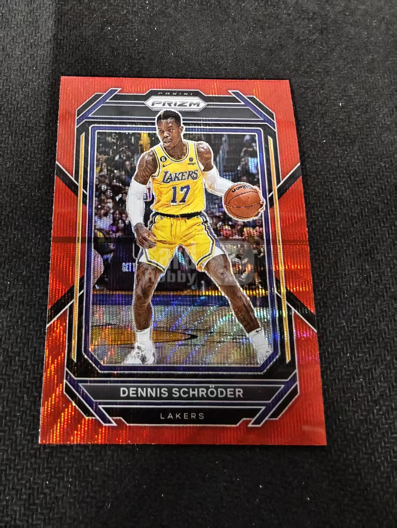 2022-23 Panini Prizm Dennis Schroder 丹尼斯 施罗德 湖人 红波纹 PZ 划痕 边角瑕疵 #185