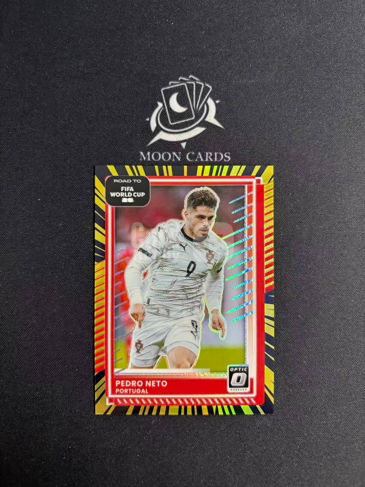 【梦卡拍卖】2025-26 Panini FIFA World Cup Pedro Neto 佩德罗 内托 葡萄牙 /75编 黑金折 世界杯之路 细节如图 #DD# BT蒯