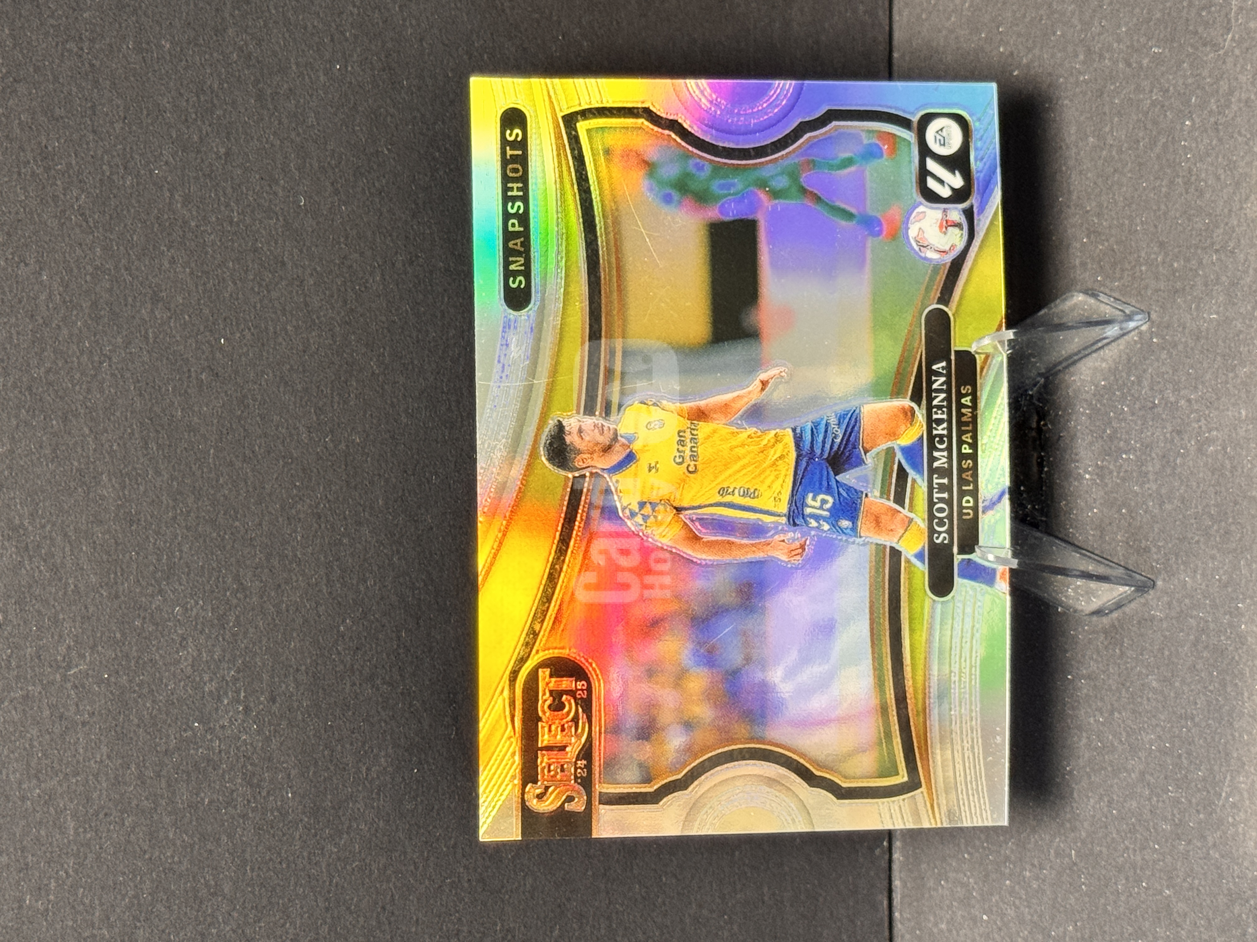 2024-25 Panini Select Scott McKenna 西甲 帕拉梅斯 麦肯纳 Snapshots 快照特卡 银折 折射 实卡精美 收藏必备 卡面边角划痕瑕疵【星爷代拍】F1-5