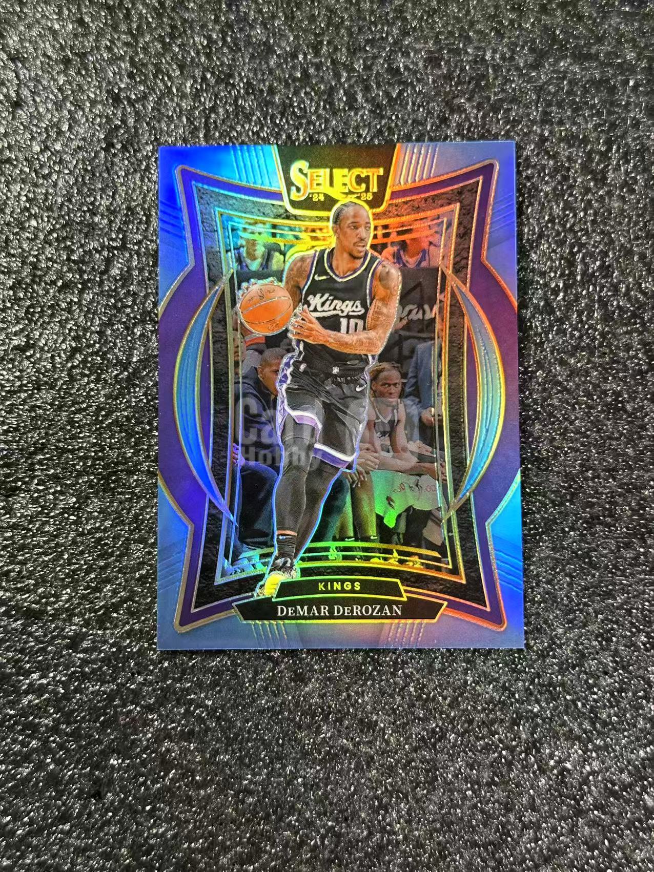 Basketball ‌2024-25 Select 德玛尔 德罗赞 Demar DeRozan 299编 NBA 美职篮 卡品如图 瑕疵如图 非常好看 值得收藏 B1G610