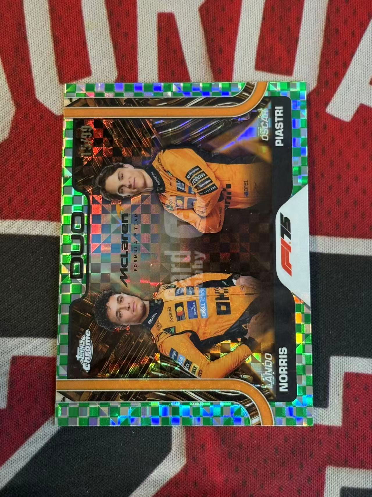 2025 TOPPS CHROME F1 LANDO NORRIS OSCAR PIASTRI 迈凯伦 兰多诺里斯 奥斯卡皮亚斯特里 99编 DUO双人特卡 绿格子/绿赛旗折 折射【烂臭嘴拍卖】