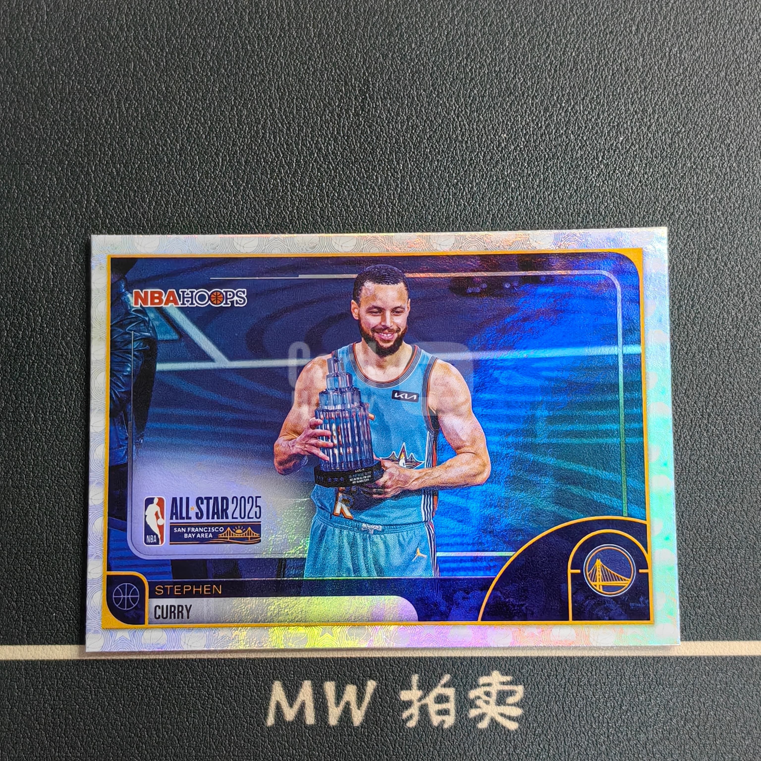 【MW拍卖】 斯蒂芬 库里 2025-26 Topps HOOPS 银折 NBA STEPHEN CURRY 勇士 全明星Base 4 -ZHOU