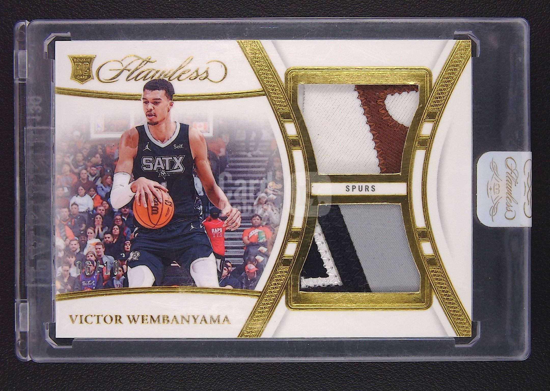 【古都代拍精品】 2023-24 Panini Flawless Victor Wembanyama 维克托 文班亚马 马刺 手提 新秀 Patch 10编 GU 暴力切割 金版 原封砖 实卡好看 值得收藏 #LCC #WGY6#