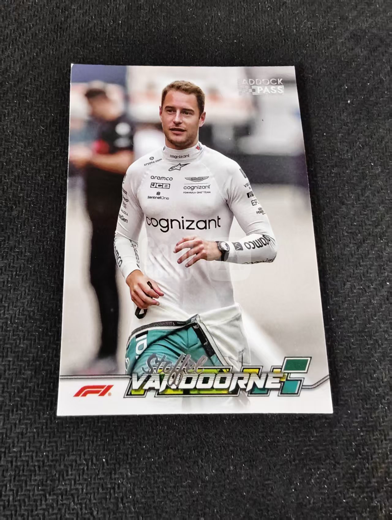 2024 Topps Paddock Pass F1 Stoffel Vandoorne 斯托菲尔 范多恩 围场通行证 划痕 边角瑕疵 @21