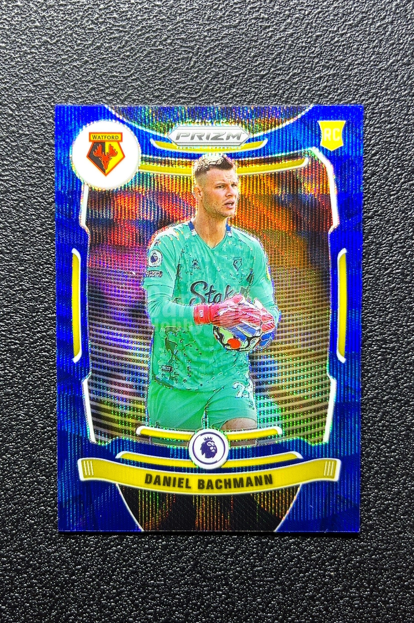 【小白1%代卖】2021-22 Panini Prizm Daniel Bachmann 丹尼尔·巴赫曼 蓝波纹折 折射 新秀 RC 卡品如图 高价值 #257 Watford 沃特福德 0803