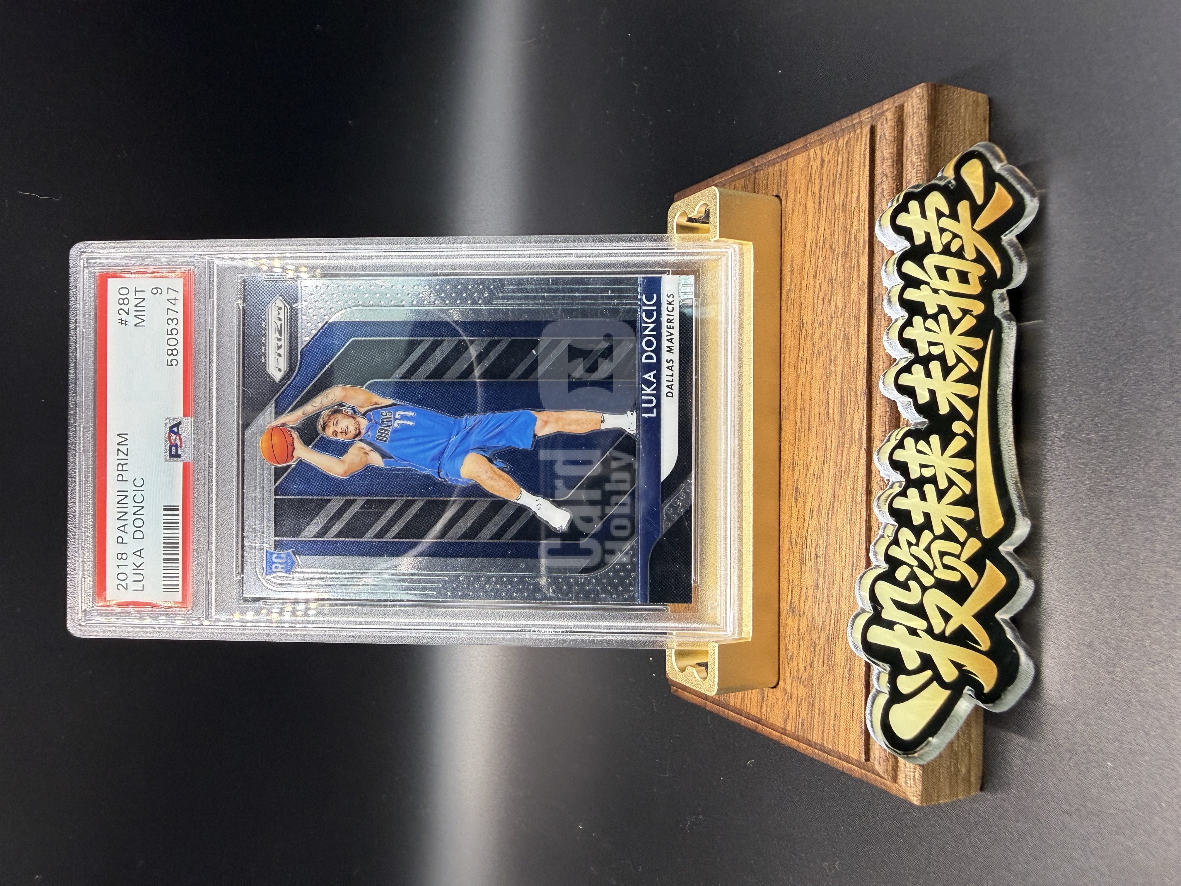 2018-19 Panini Prizm Luka Doncic RC 达拉斯 独行侠 小牛 湖人 77 东契奇 正RC 新秀 Base 大热新秀 PSA9 专收必备【未来拍卖】