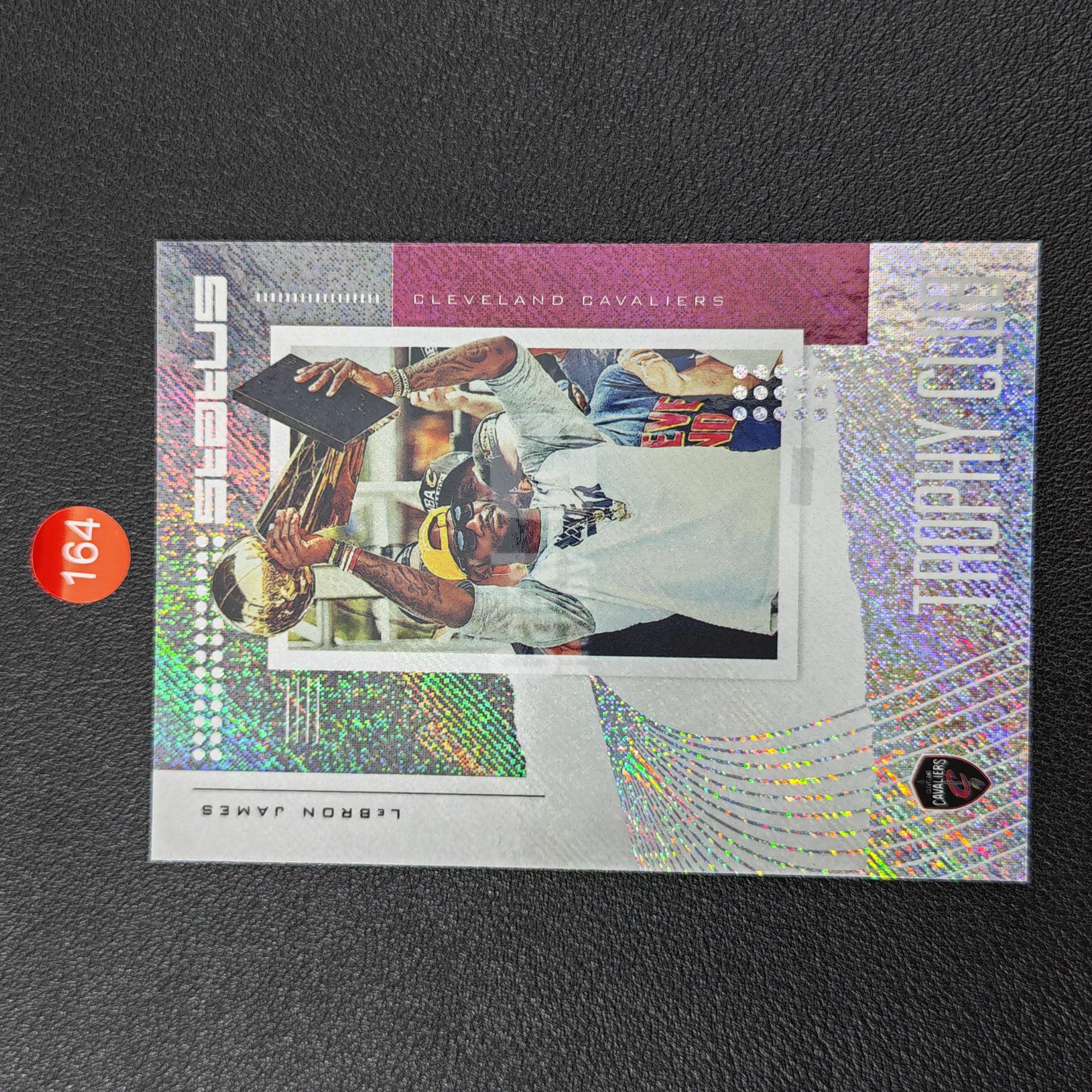 【鹰歌拍卖】勒布朗·詹姆斯 骑士 银折TrophyClub特卡|2019-20 Panini Status 小皇帝 King 乐邦 老詹 克城救赎 16年总冠军 MVP 凑套必备 不保卡品#momo