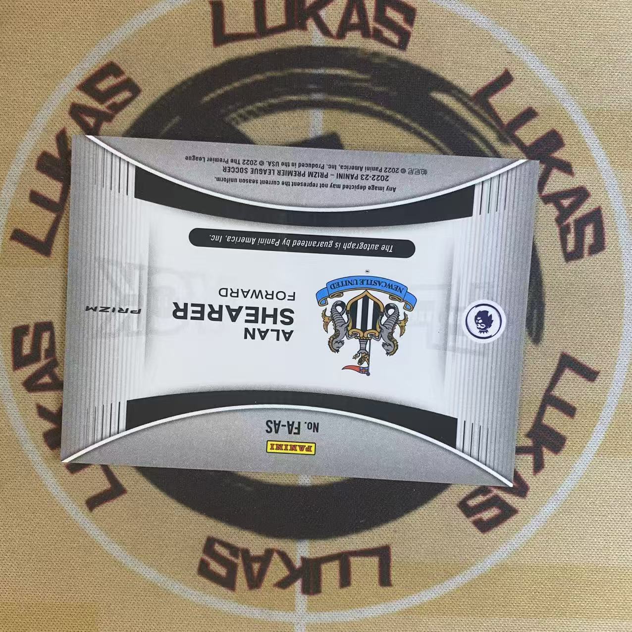 撸卡厮 Lukas leaf 英超 prizm 阿兰 希勒 Alan Shearer 签字卡(yft)