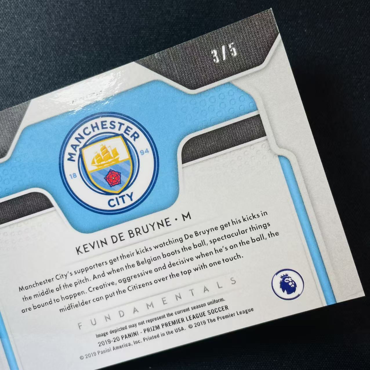 2019-20 Panini Prizm Premier League 英超pz 元年 凯文 德布劳内 De Bruyne 丁丁 3/5编 超低编 爆金折 比利时2026世界杯领军核心 曼城 传奇中场 瑕疵如图 洛北拍卖 XV总5107N
