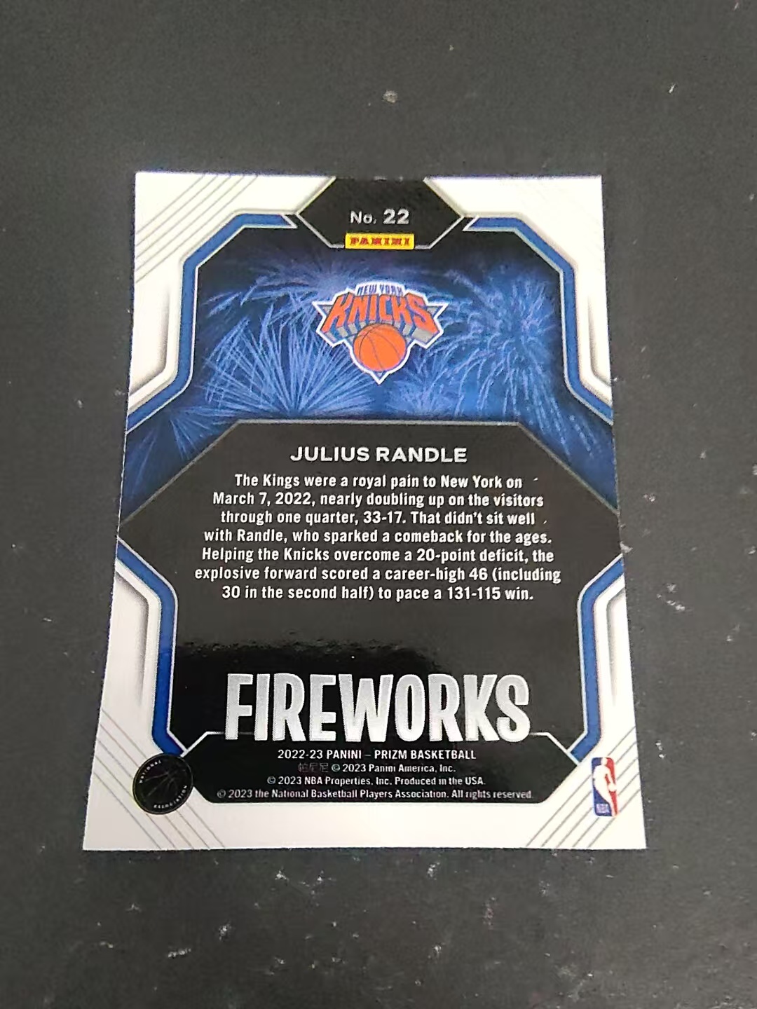 【可合并,不累计】2022-23 Panini Prizm Julius Randle 尼克斯 朱利叶斯 兰德尔 烟花特卡 PZ 划痕 边角微瑕 介意勿拍 #22