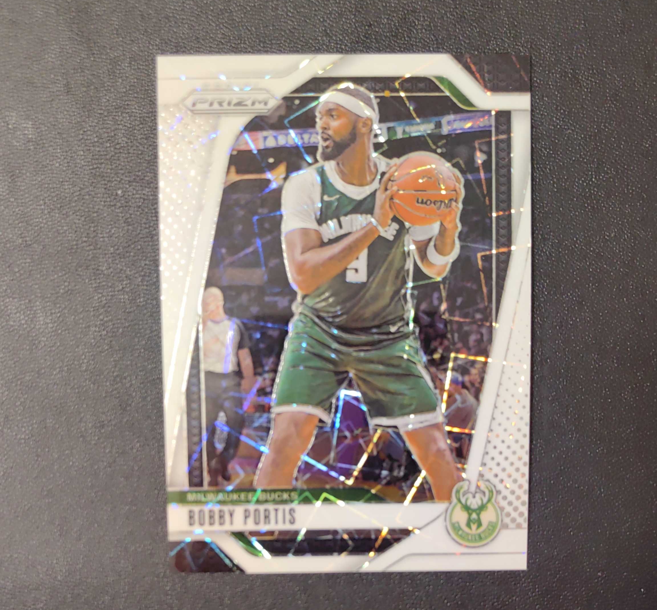 2024-25 帕尼尼 Prizm 鲍比·波蒂斯 Bobby Portis 白镭射折 275编 东契奇 sga 库里 文班亚马 詹姆斯 湖人 勇士 马刺 2