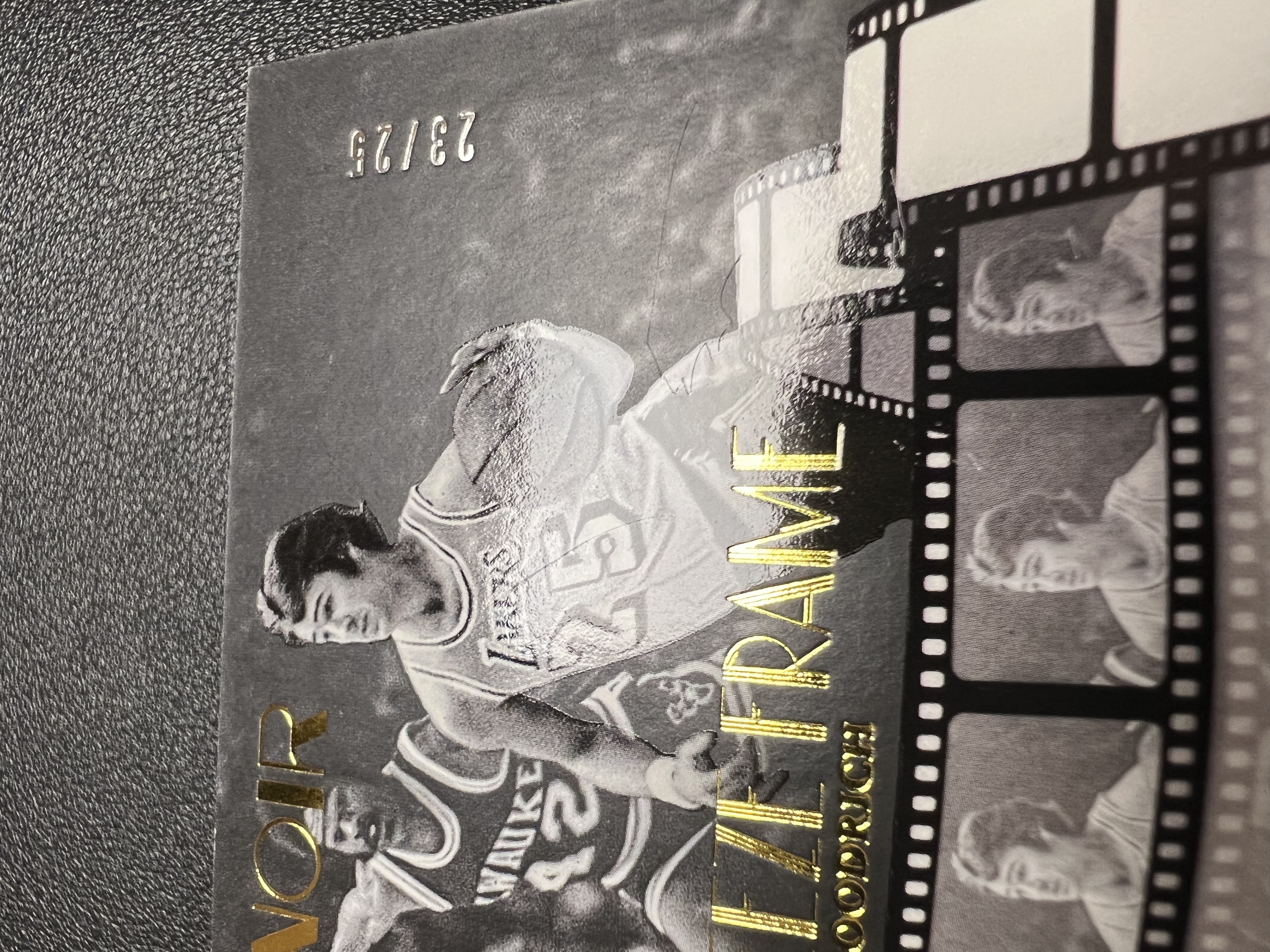 2024-25 Panini Noir Gail Goodrich 【星佑代卖】诺尔 湖人名宿 盖尔 古德里奇 签字 卡签 电影胶片签 25编 微瑕如图 收藏必备