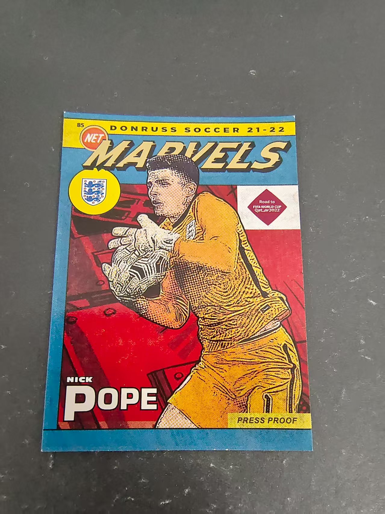 【可合并,不累计】2021-22 Panini Donruss nick pope 尼克波普 门神 纽卡斯尔 杜蕾斯 MARVELS 漫威特卡 边角瑕疵 #12