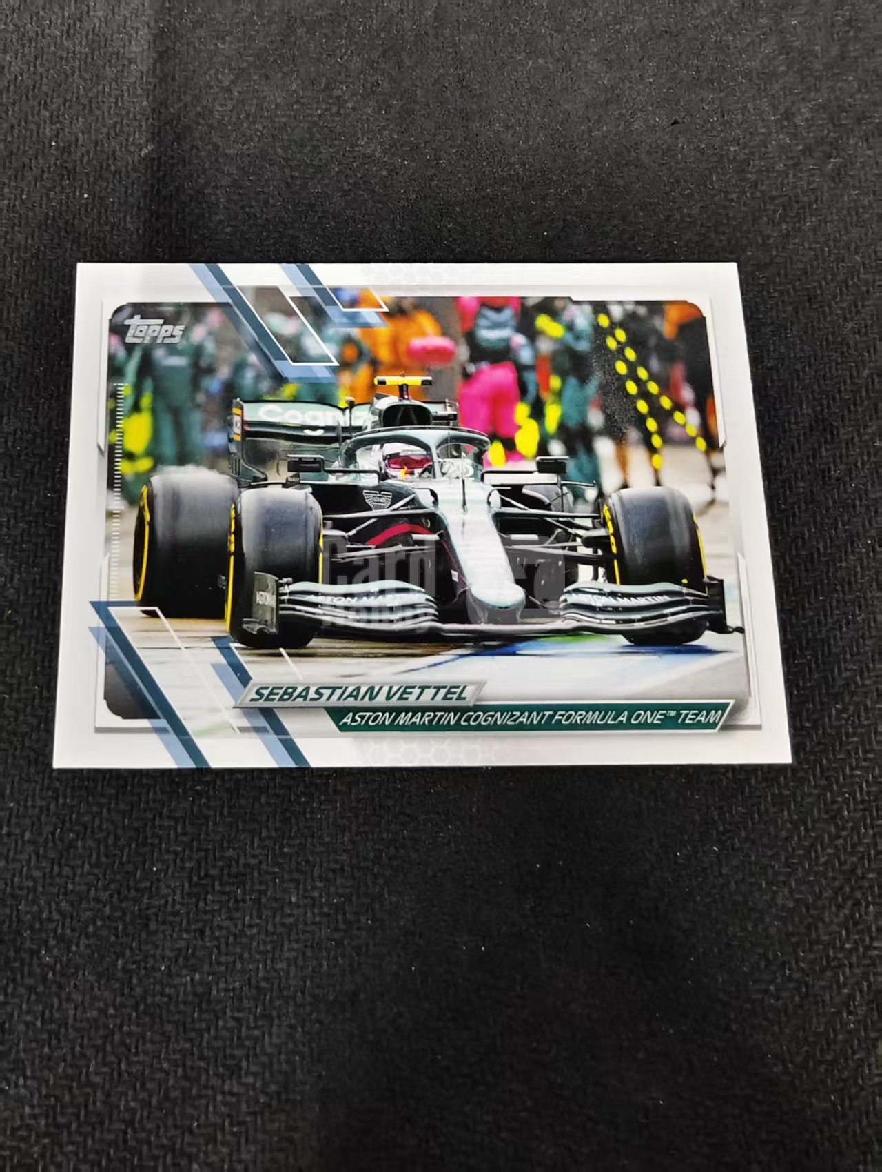 2021 Topps Chrome Sebastian Vettel F1 阿斯顿马丁 维特尔 划痕 边角瑕疵 @102