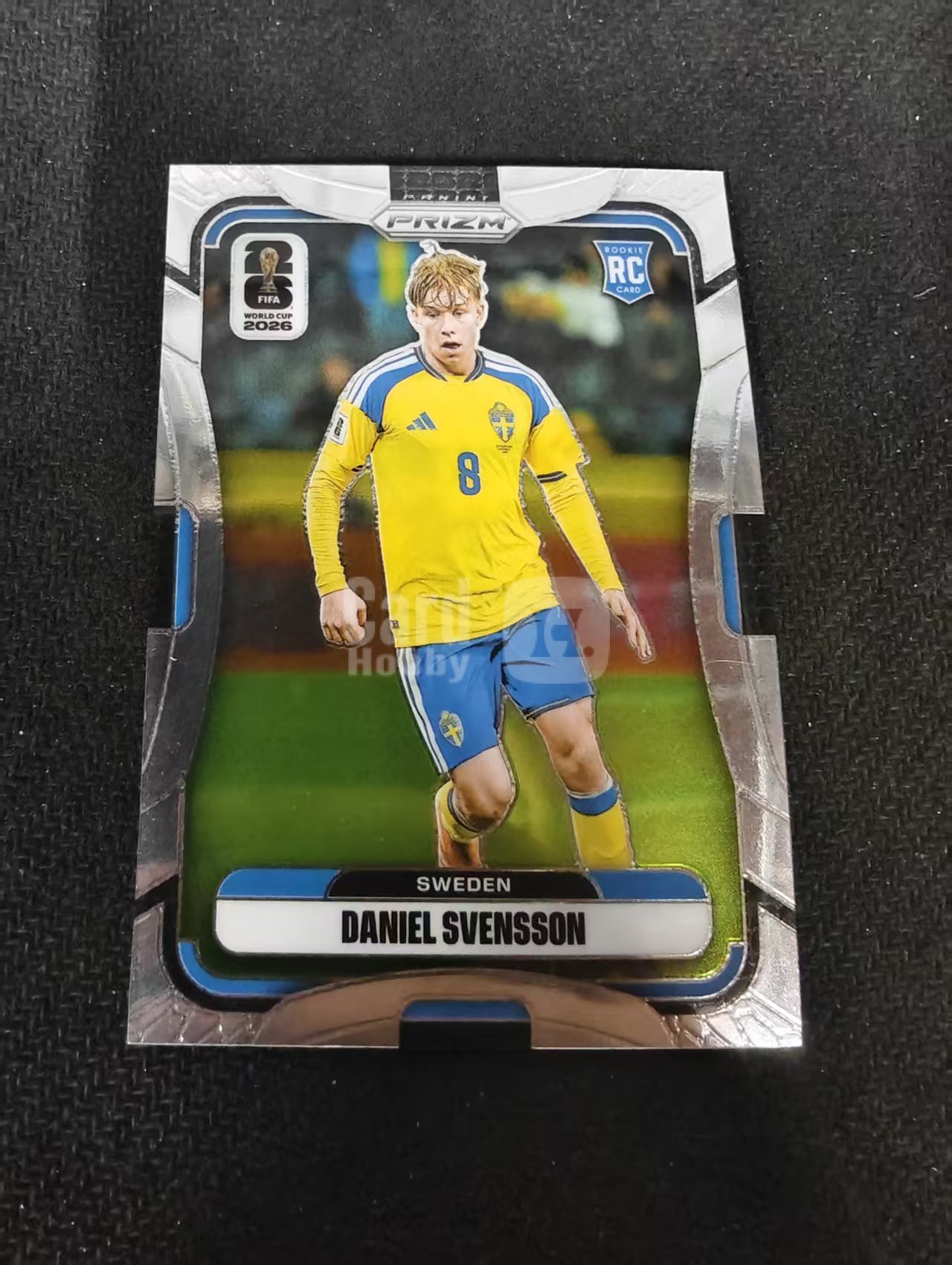 2026 Panini World Cup Prizm Daniel Svensson RC 丹尼尔 斯文松 多特蒙德 瑞典 新秀 PZ世界杯 划痕 边角瑕疵#500
