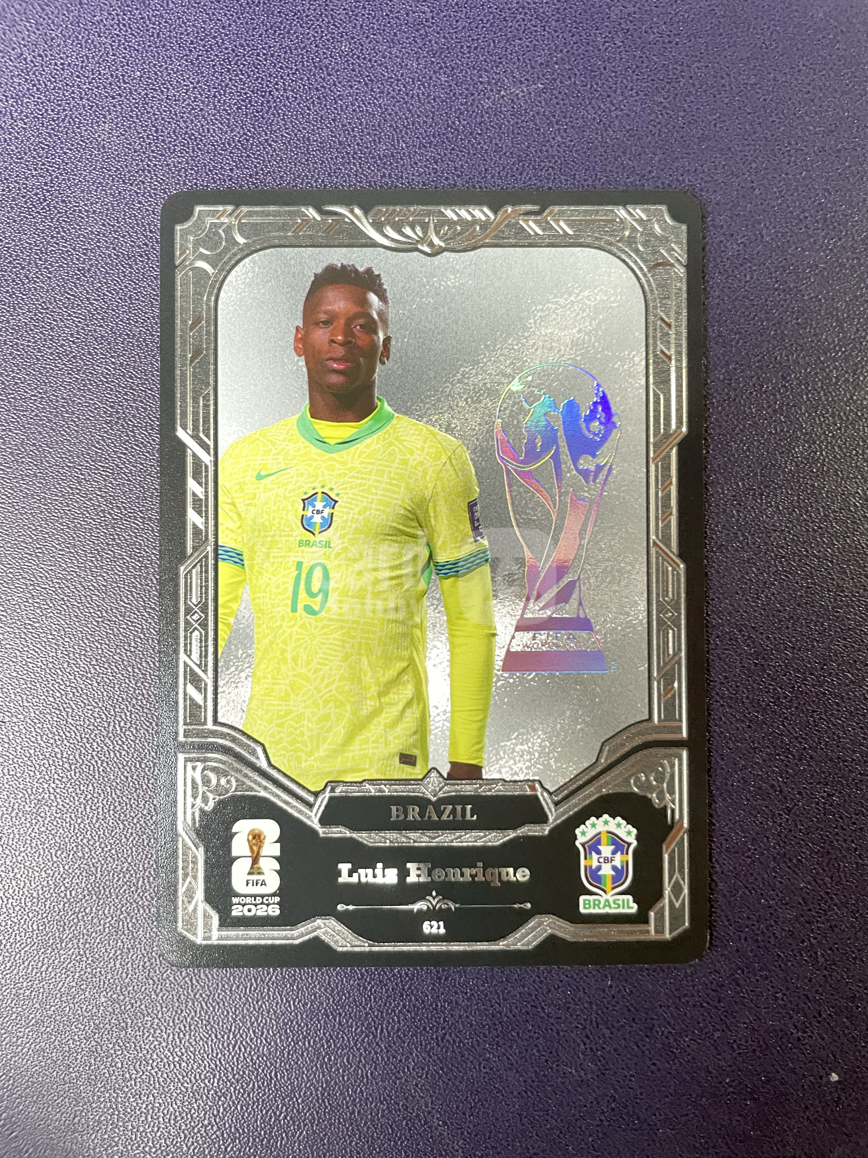 2026 Panini World Cup Prizm Luiz Henrique 卡游 帕尼尼 路易斯 恩里克 巴西 马赛 棱境卡 奖杯折射 特卡 薄卡 实卡精美 通行卡品细节如图 徐哥